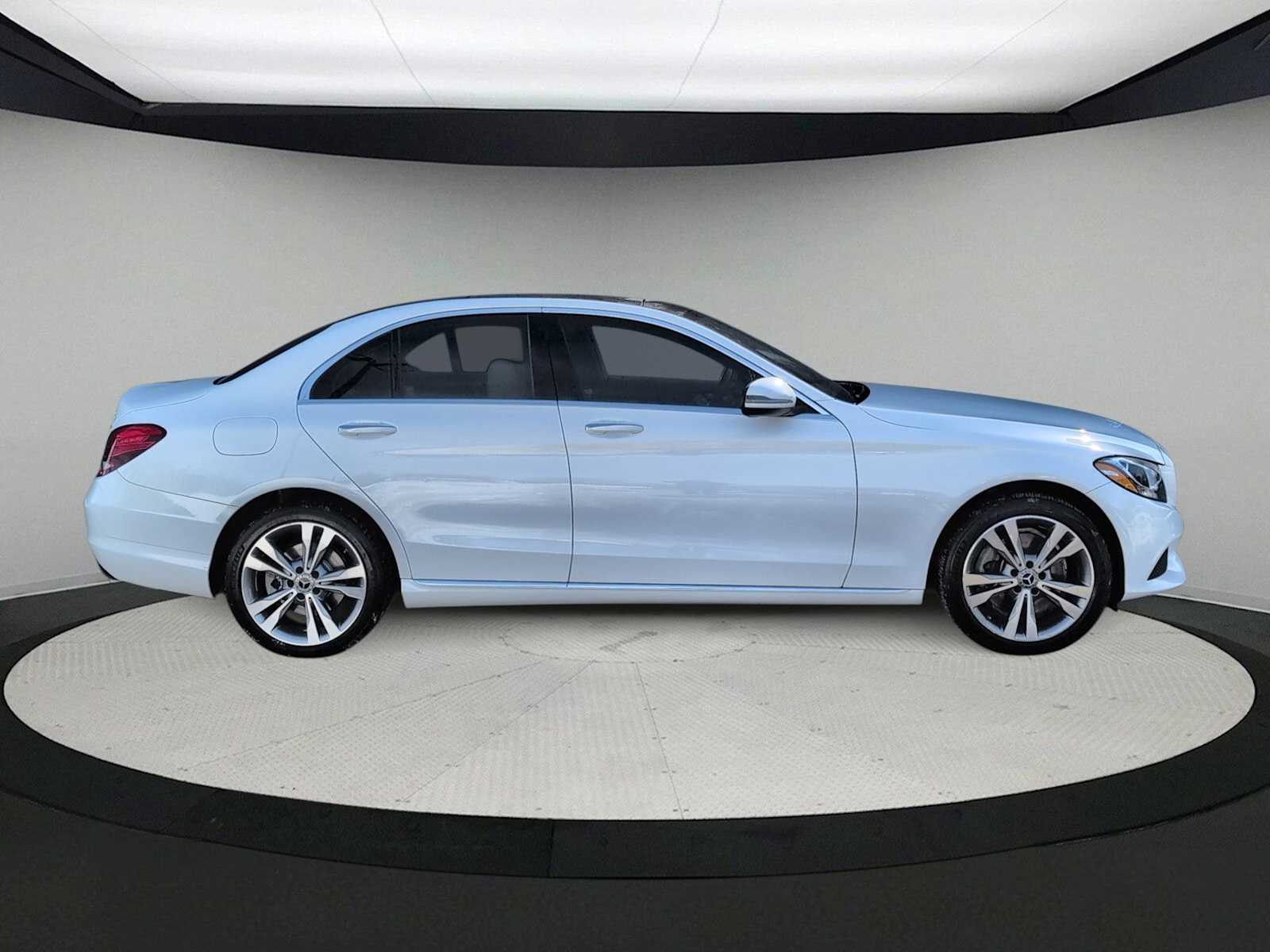 Thumbnail: 2018 Mercedes-Benz C-Class - 9