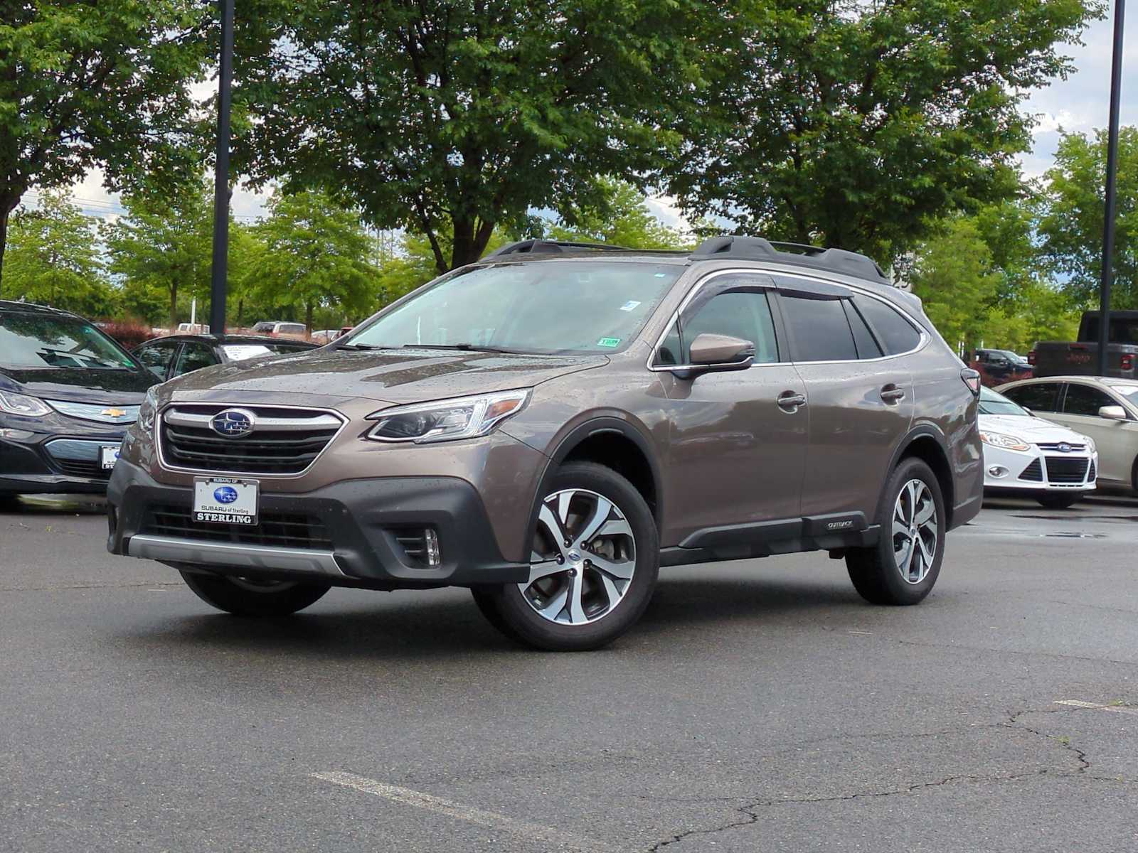 2022 Subaru Outback Limited -
                  Sterling, VA