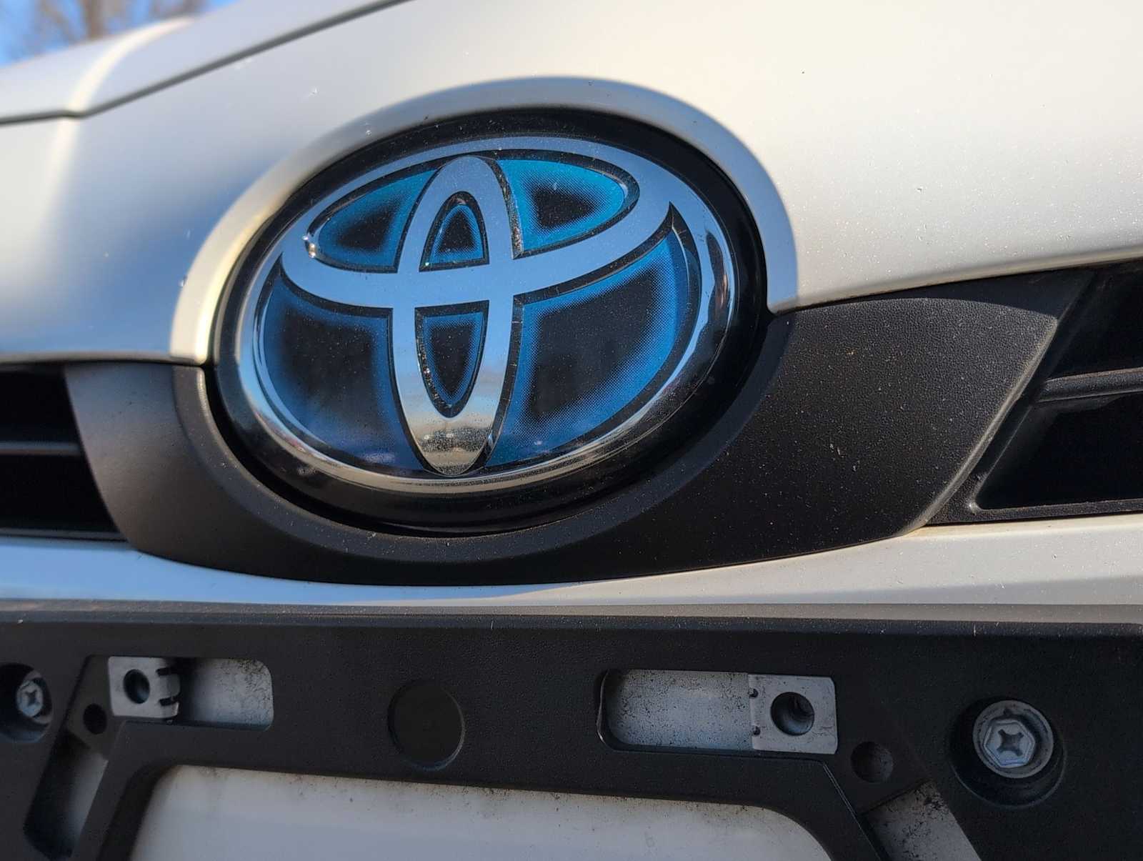 Thumbnail: 2021 Toyota Prius - 12