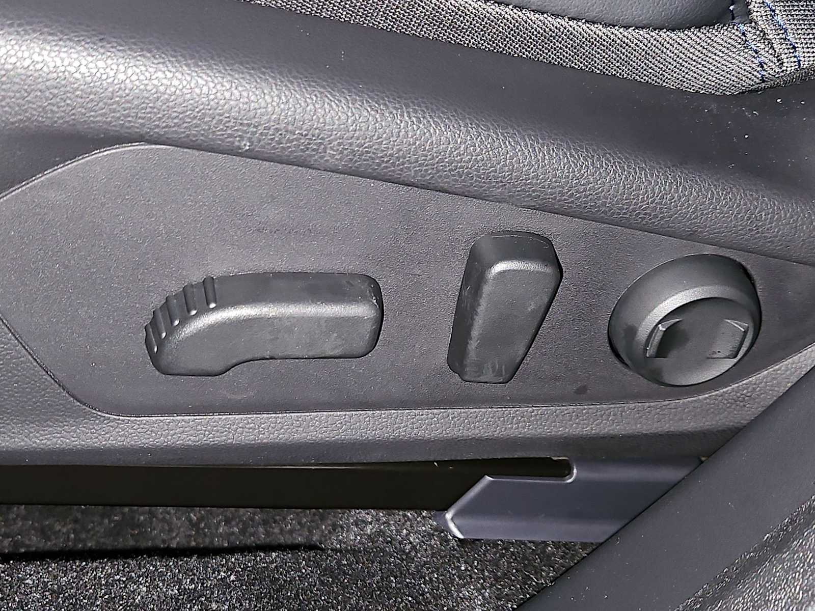 Thumbnail: 2026 Subaru Forester - 16