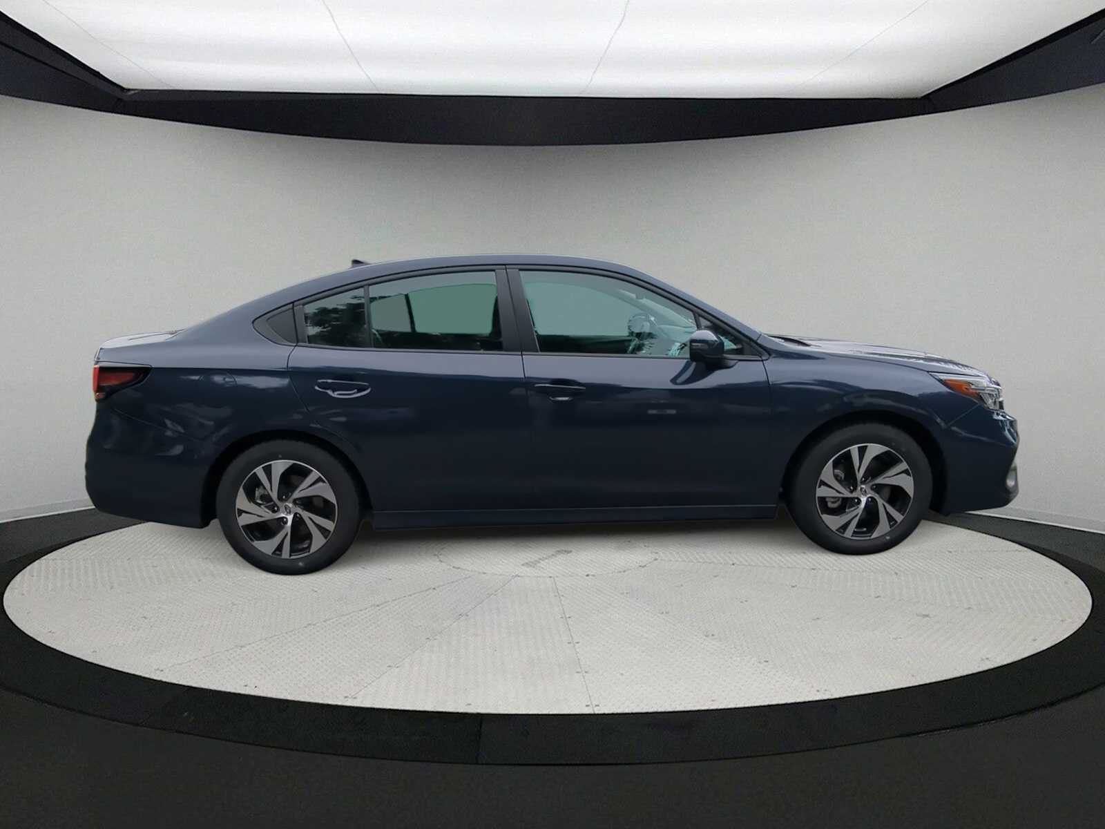 Thumbnail: 2025 Subaru Legacy - 9