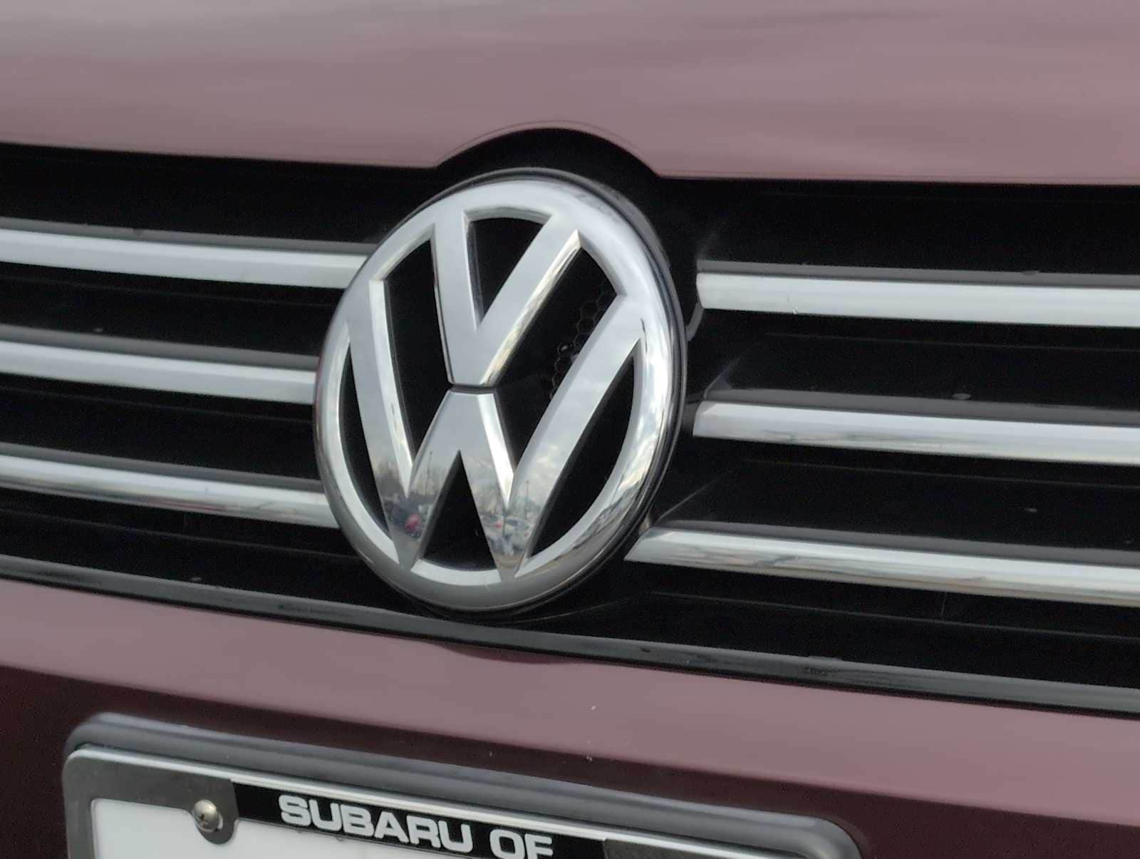 Thumbnail: 2013 Volkswagen Passat - 12