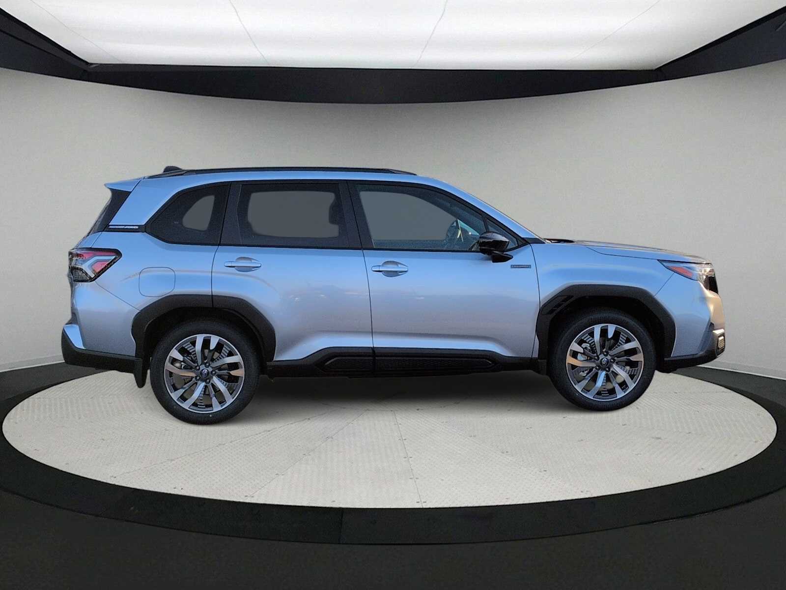 Thumbnail: 2025 Subaru Forester - 9