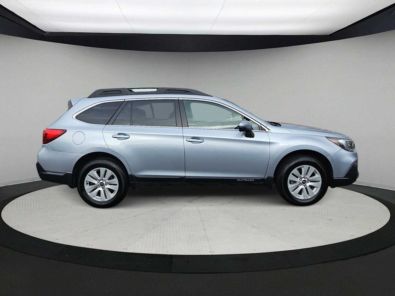 Thumbnail: 2018 Subaru Outback - 9