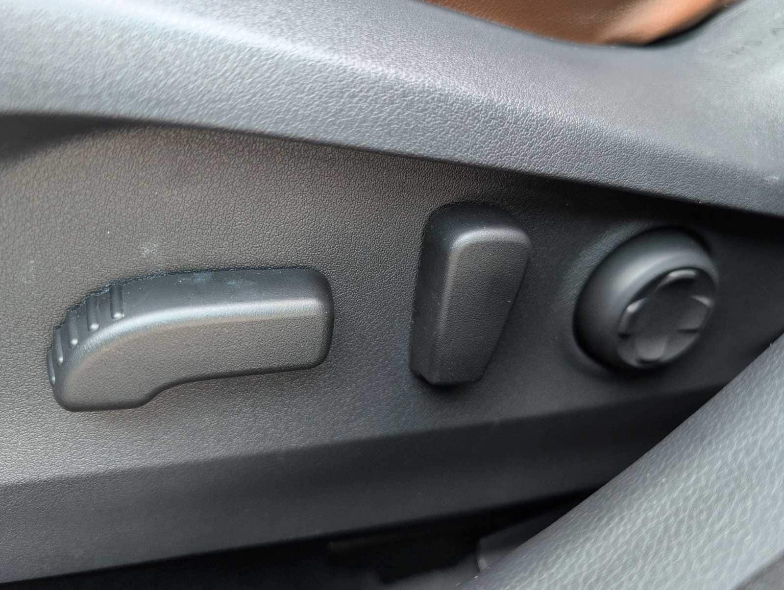 Thumbnail: 2025 Subaru Outback - 17