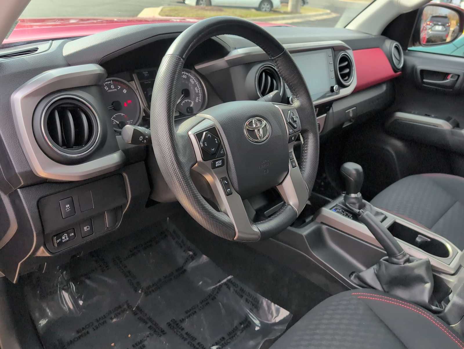 Thumbnail: 2023 Toyota Tacoma - 10