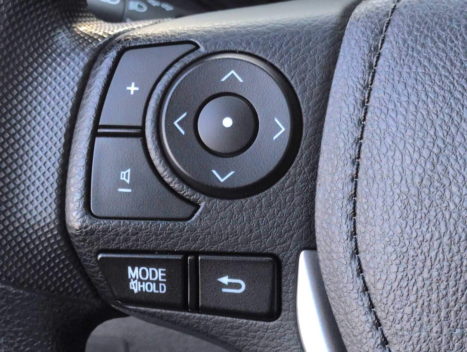 Thumbnail: 2016 Toyota Corolla - 23