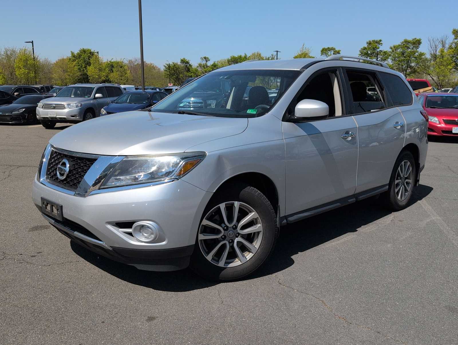 2014 Nissan Pathfinder SV -
                  Sterling, VA