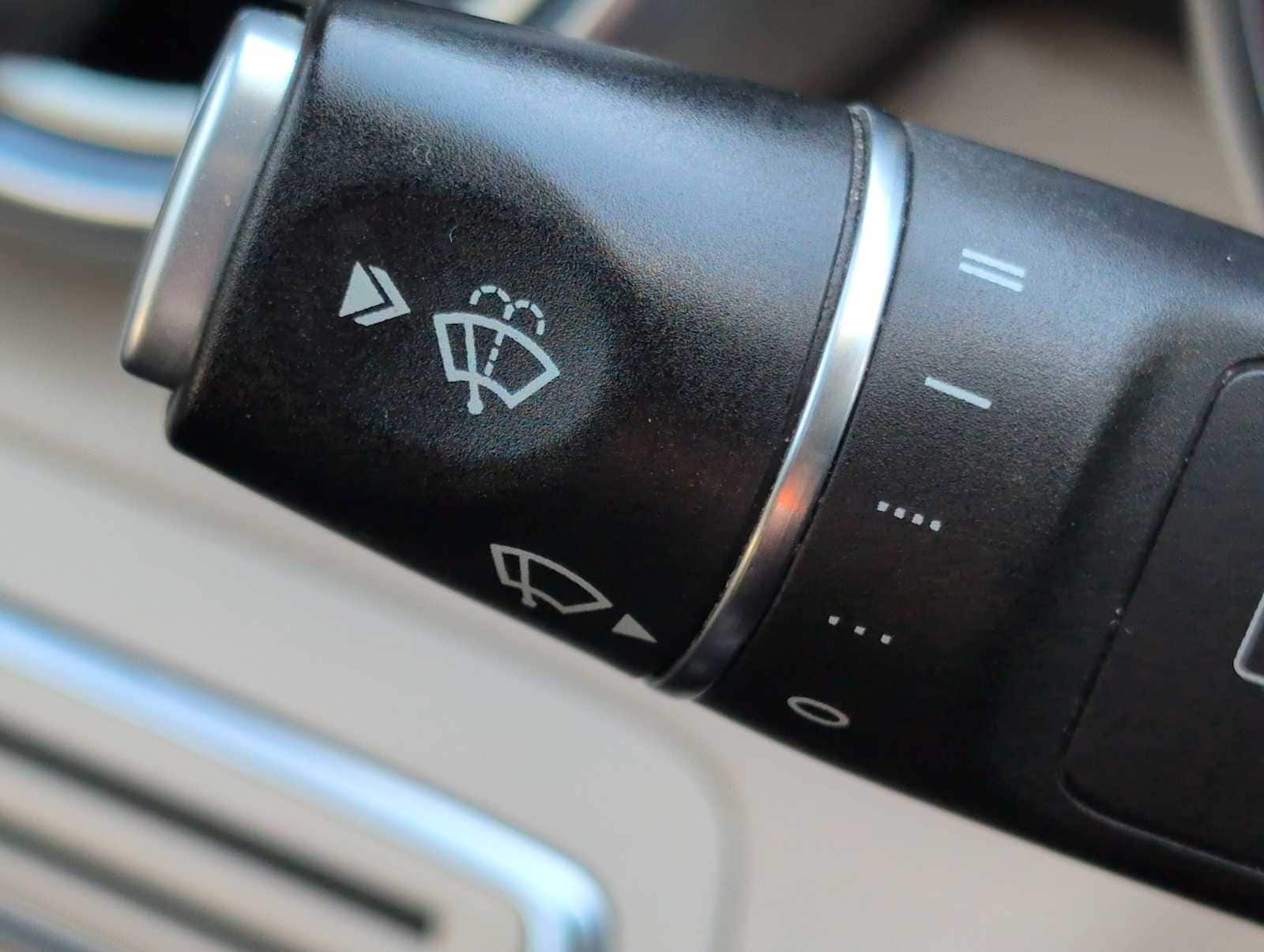 Thumbnail: 2018 Mercedes-Benz C-Class - 25