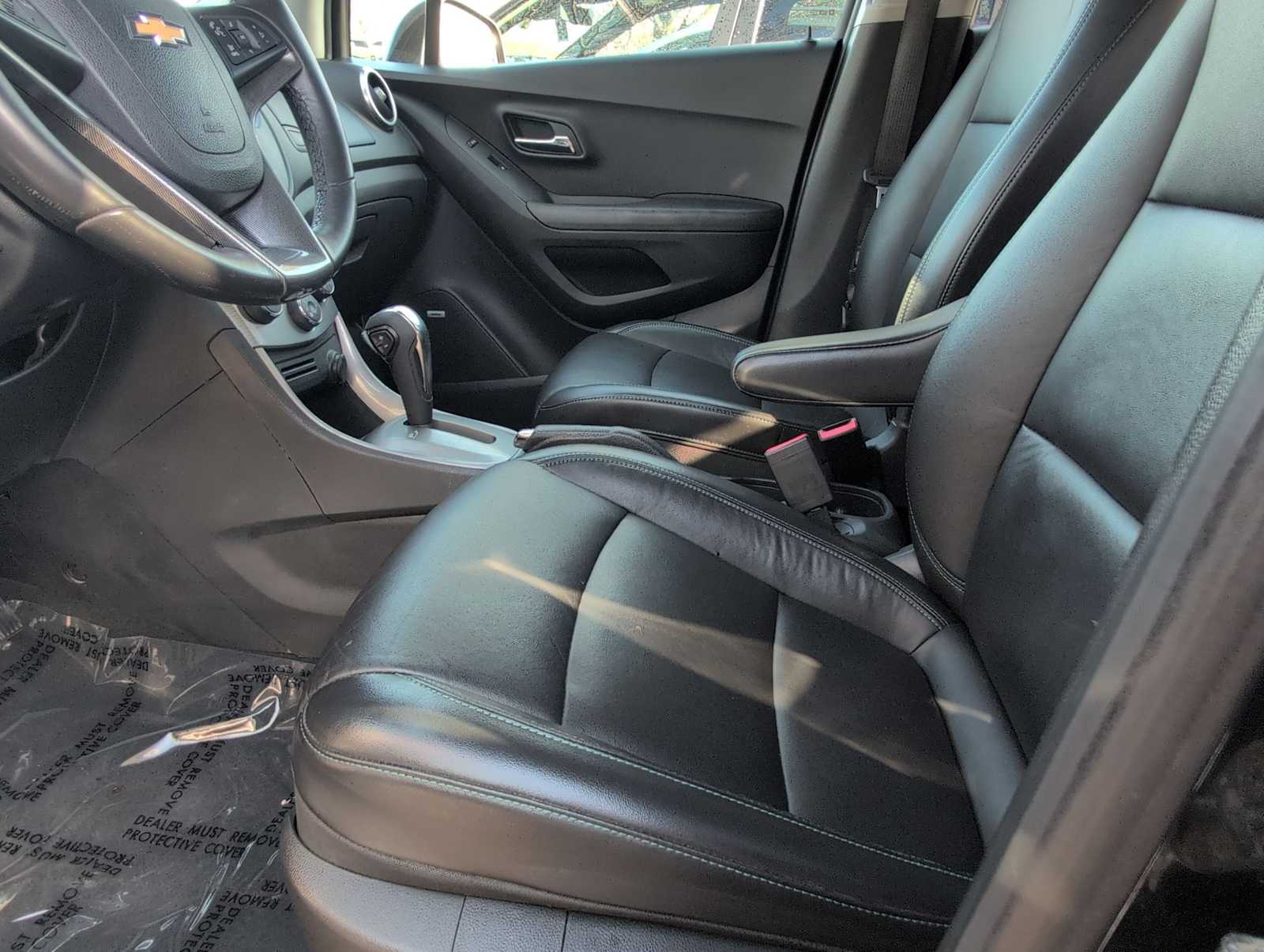 Thumbnail: 2015 Chevrolet Trax - 17