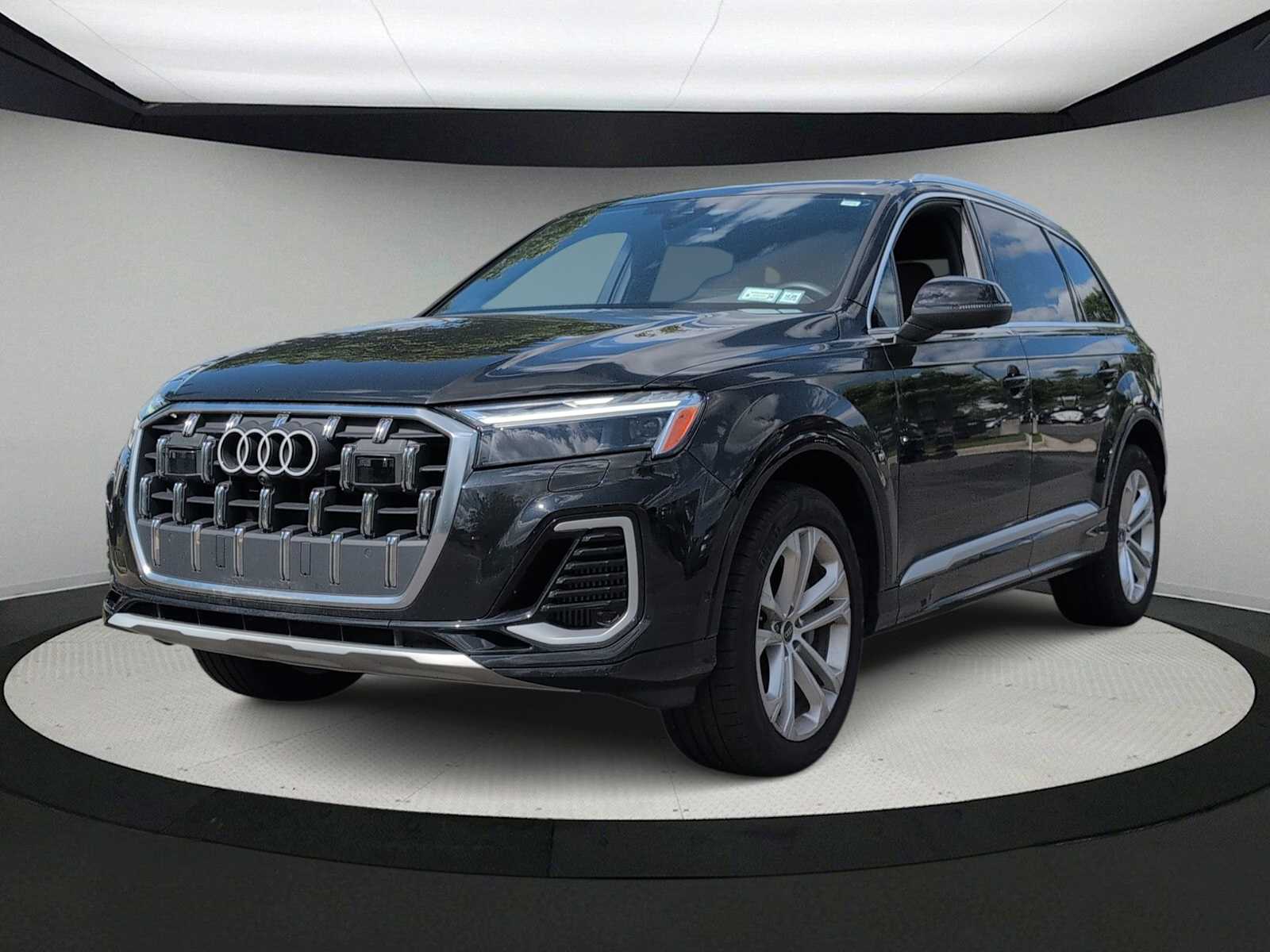 Thumbnail: 2025 Audi Q7 - 4
