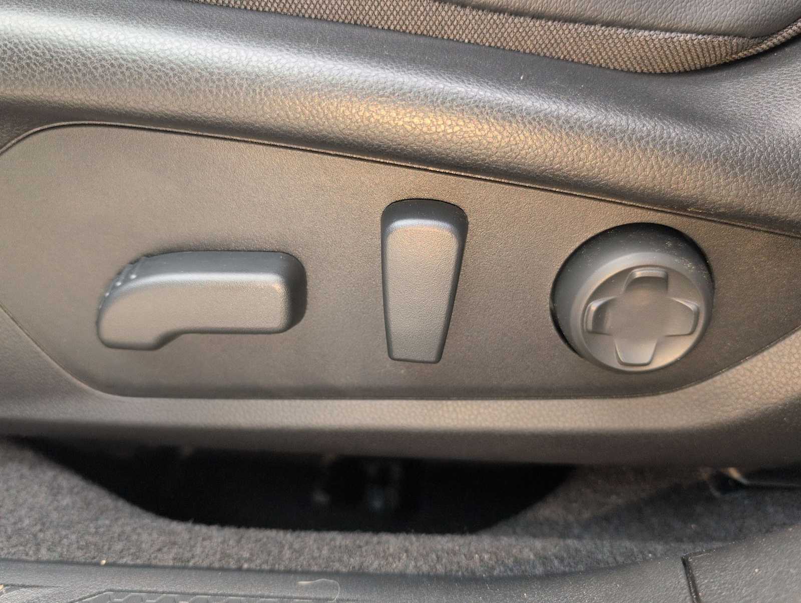 Thumbnail: 2026 Subaru Outback - 17