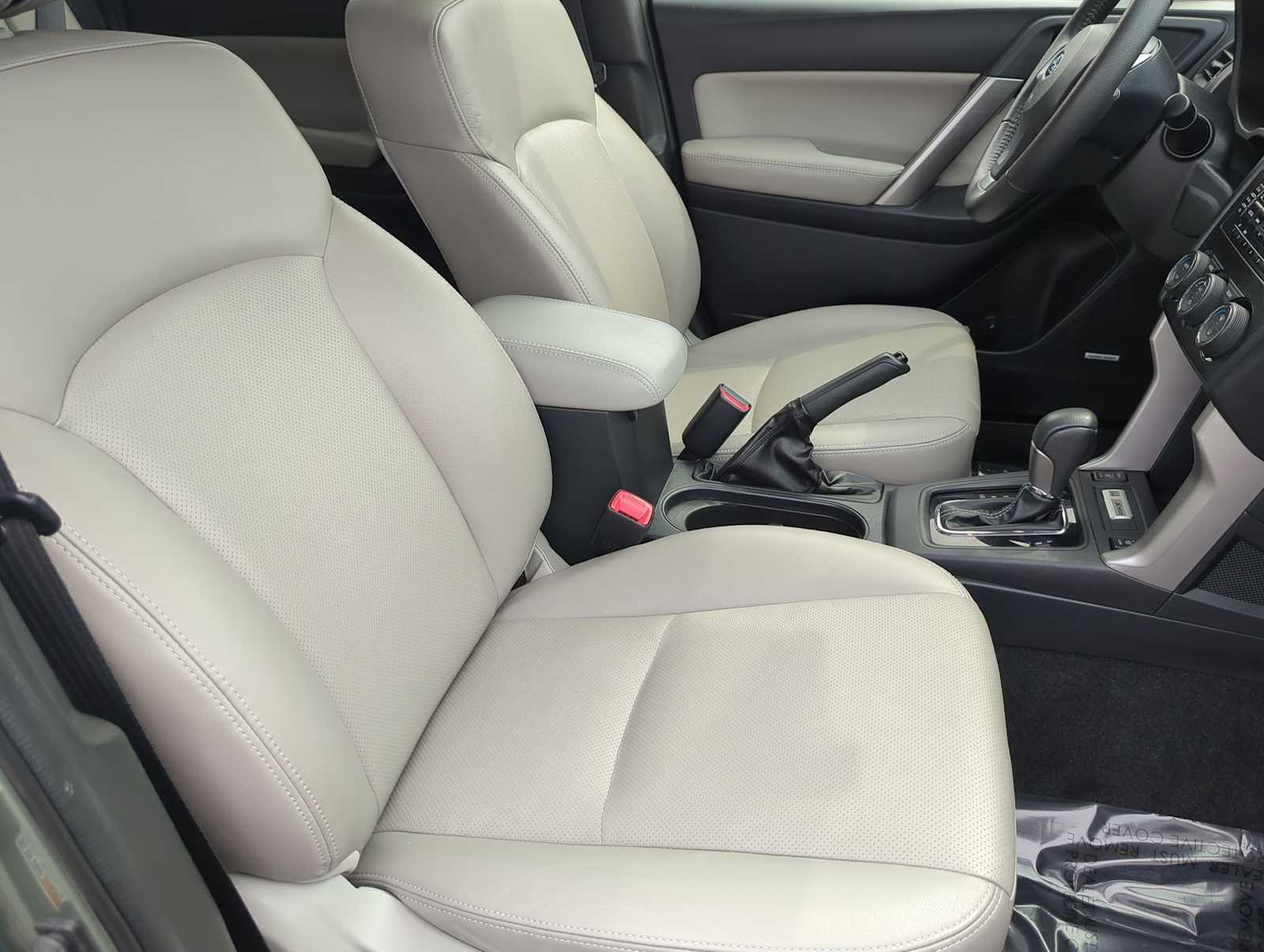 2015 Subaru Forester Touring 14