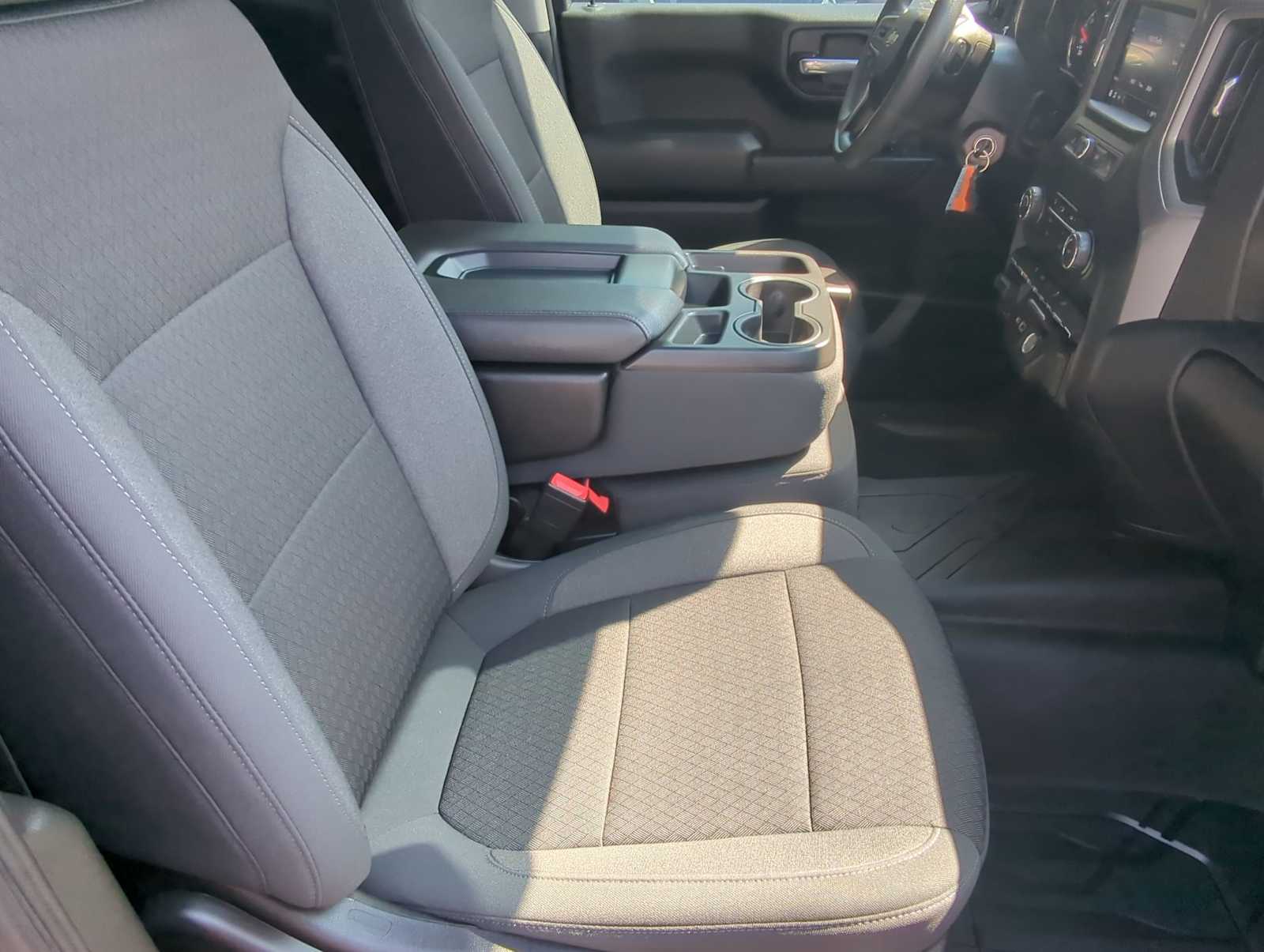 Thumbnail: 2022 Chevrolet Silverado 1500 - 22