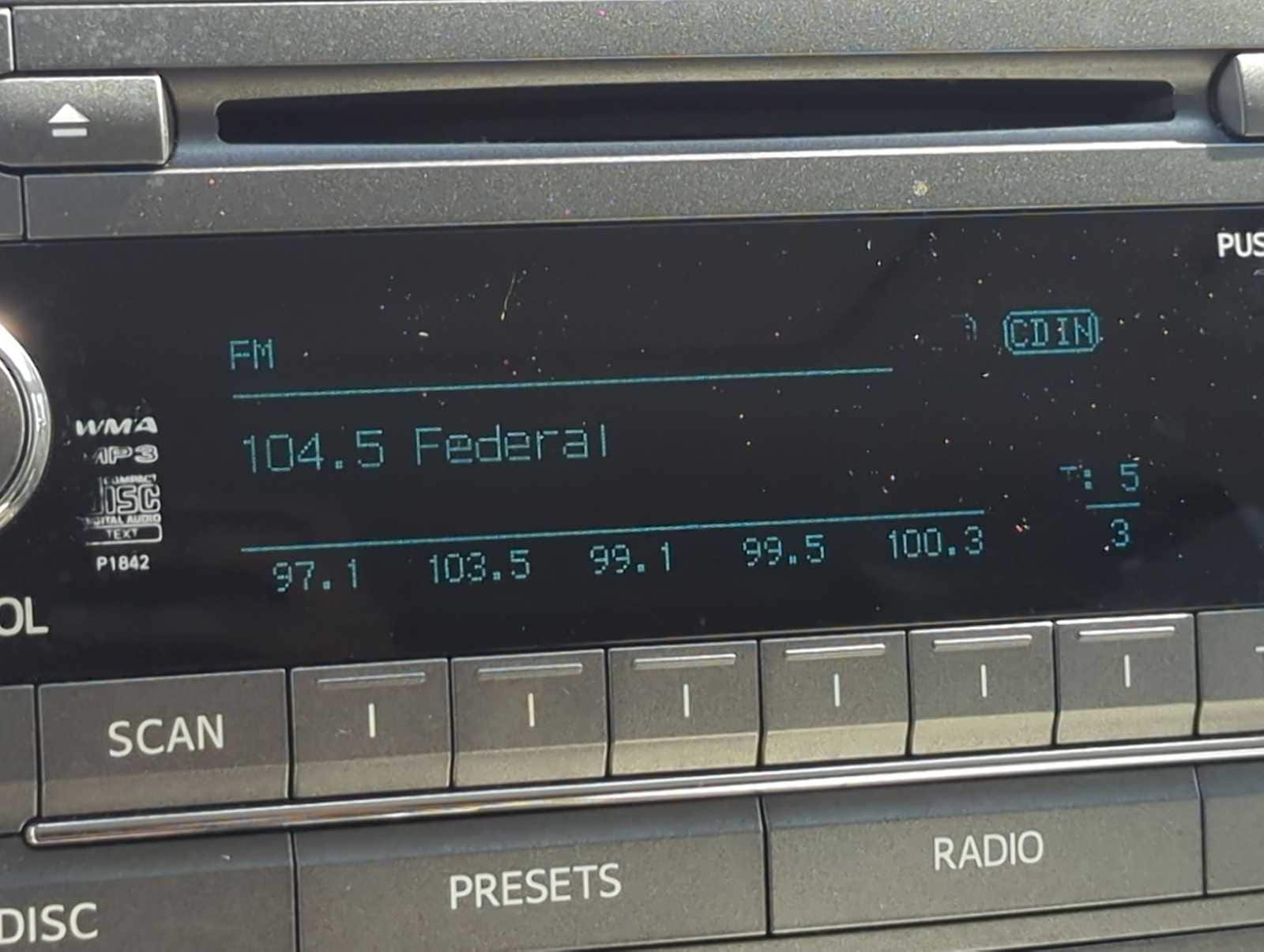 Thumbnail: 2011 Toyota Sienna - 19