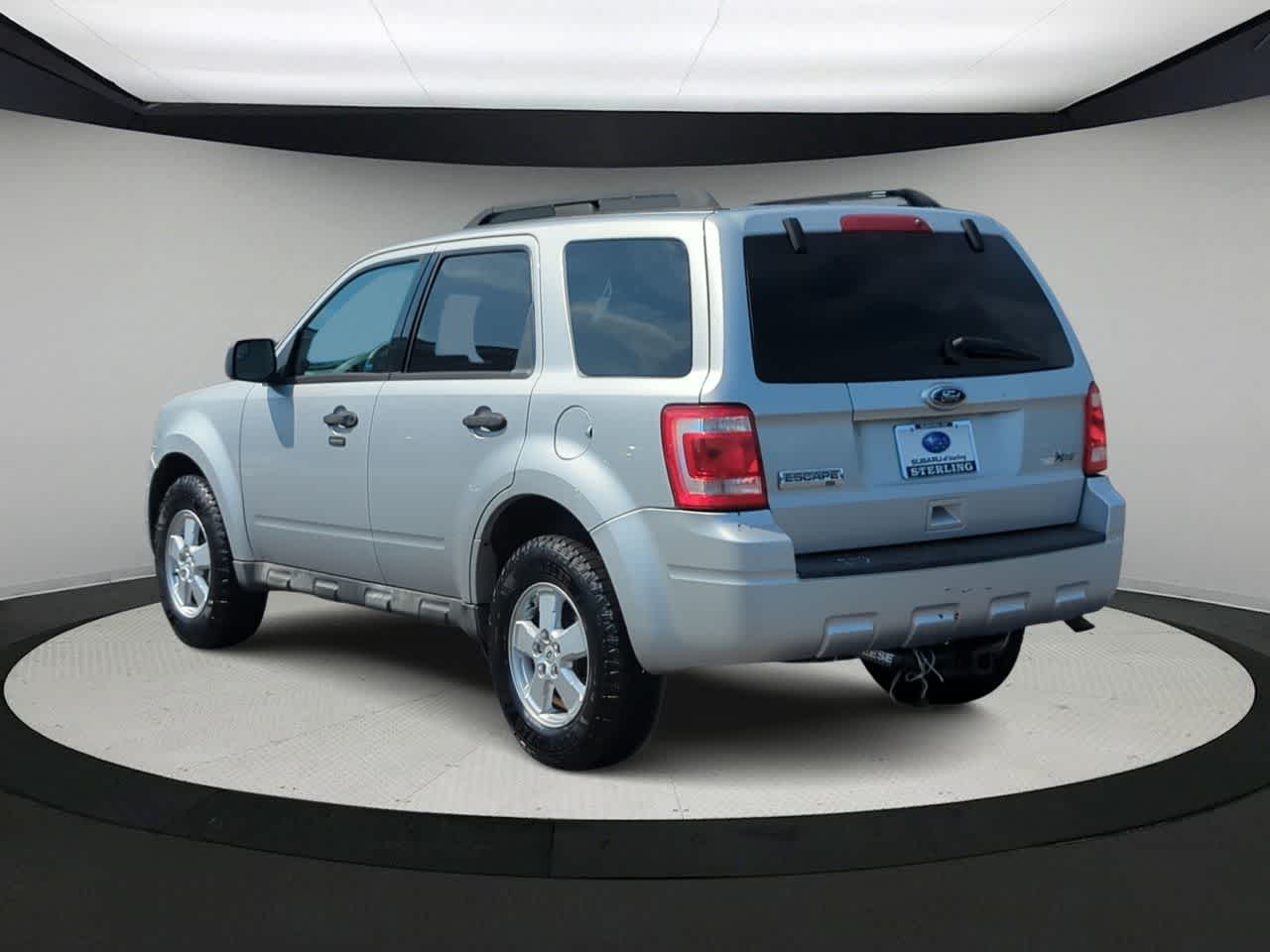 Thumbnail: 2010 Ford Escape - 5