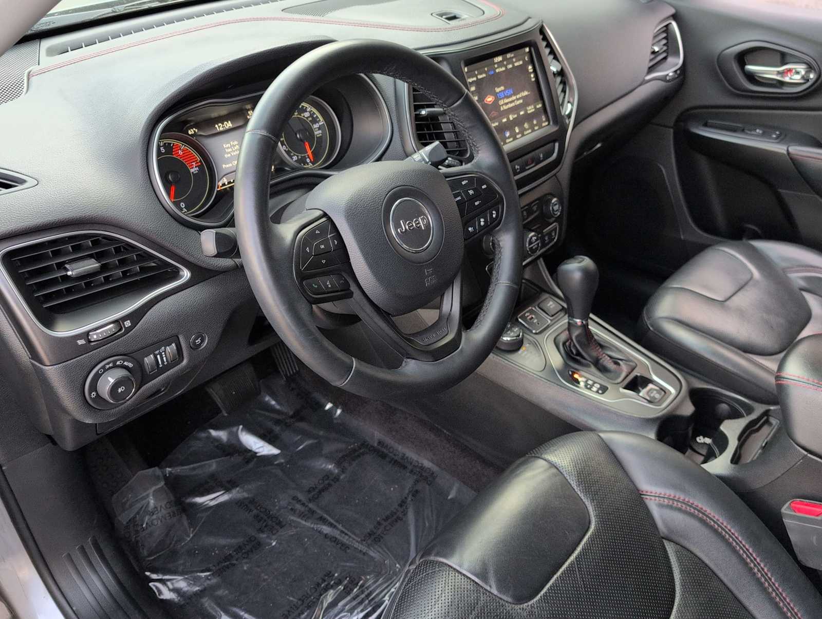 Thumbnail: 2019 Jeep Cherokee - 10