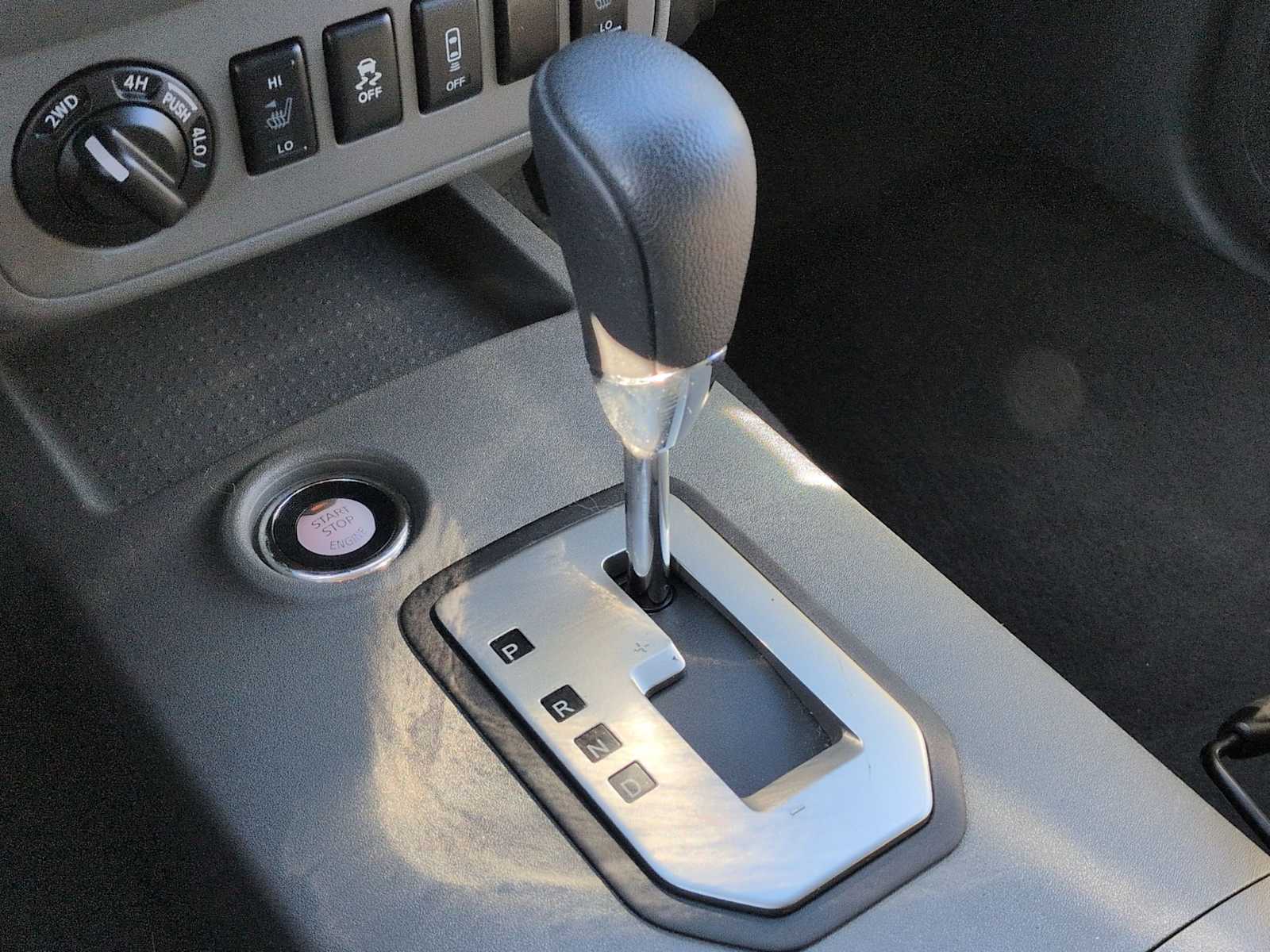 Thumbnail: 2021 Nissan Frontier - 32