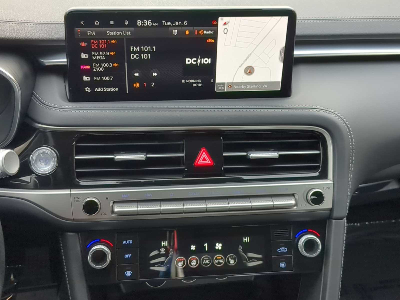 Thumbnail: 2024 Genesis G70 - 28