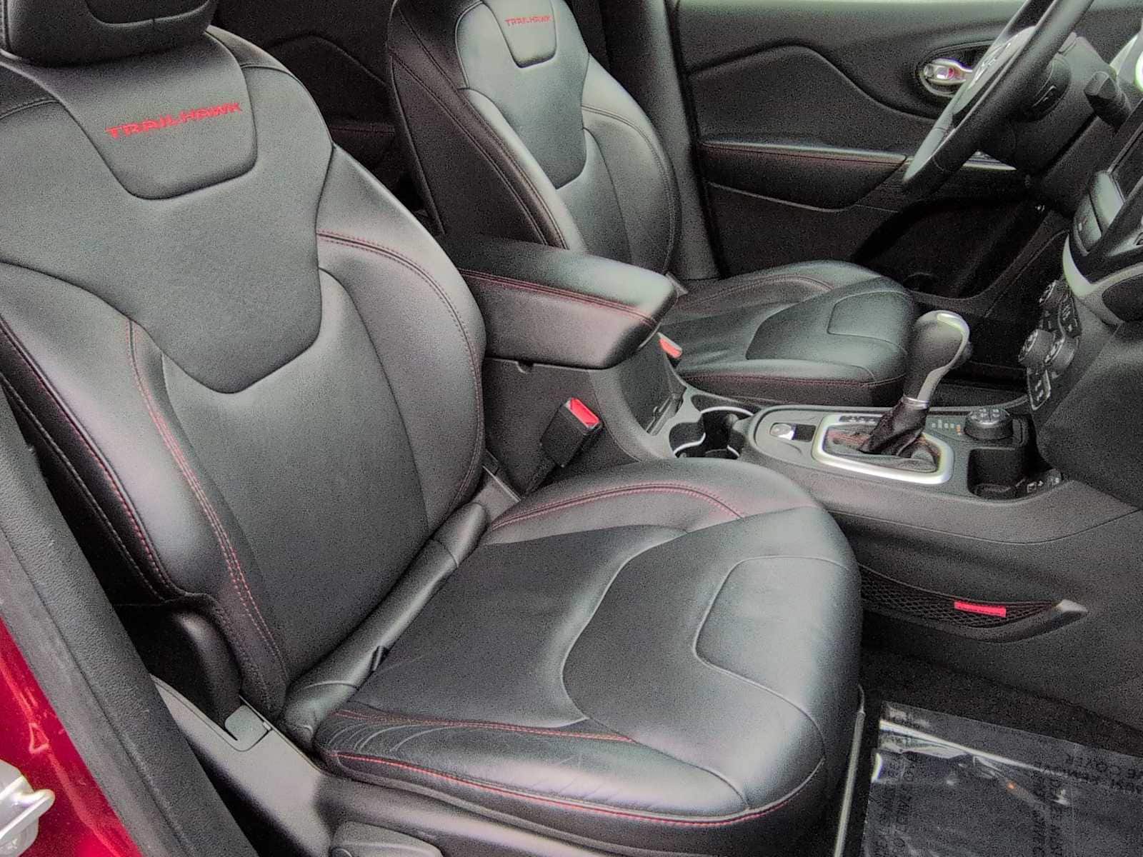 Thumbnail: 2015 Jeep Cherokee - 23