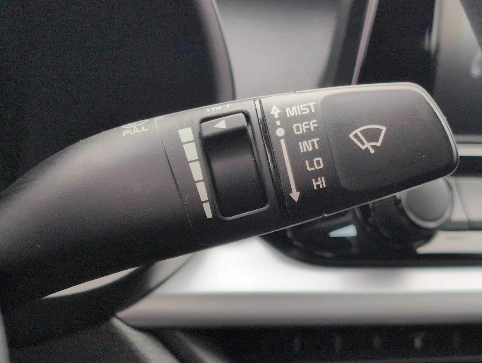 Thumbnail: 2024 Kia Forte - 25