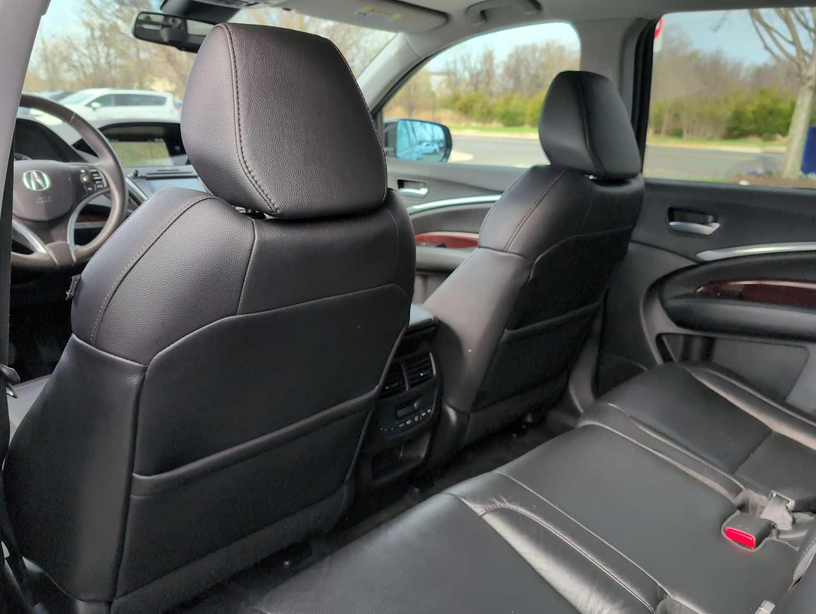 Thumbnail: 2015 Acura MDX - 19