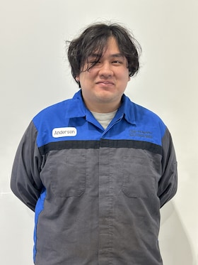 Staff member Anderson Seo from 1a363c4db4f6