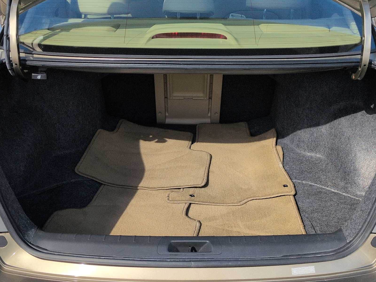 Thumbnail: 2010 Honda Accord - 33