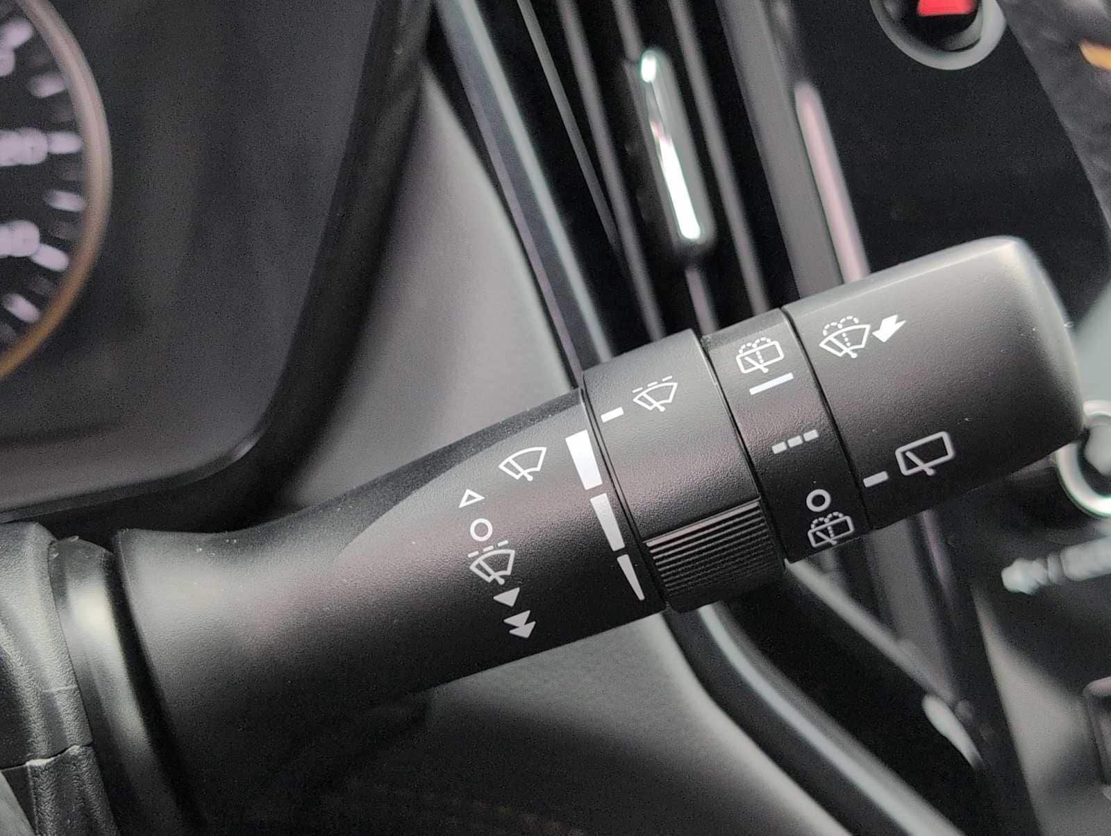 Thumbnail: 2025 Subaru Outback - 25