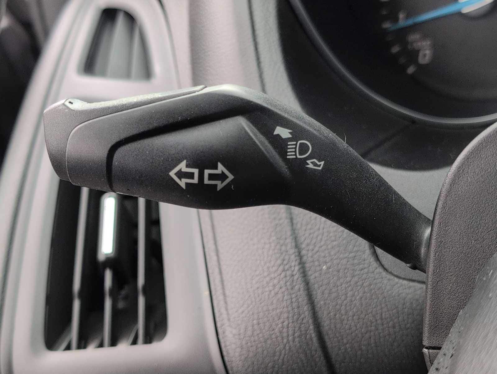 Thumbnail: 2013 Ford Focus - 25