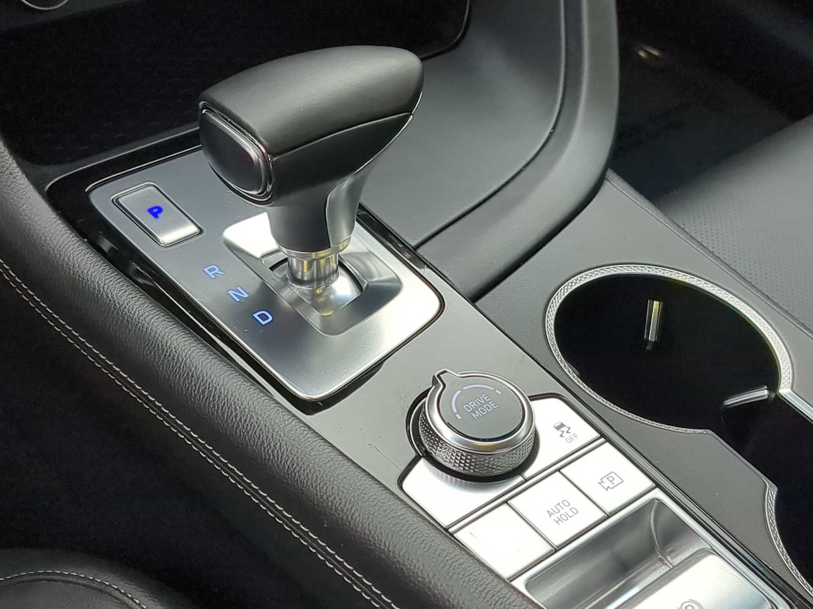 Thumbnail: 2024 Genesis G70 - 33