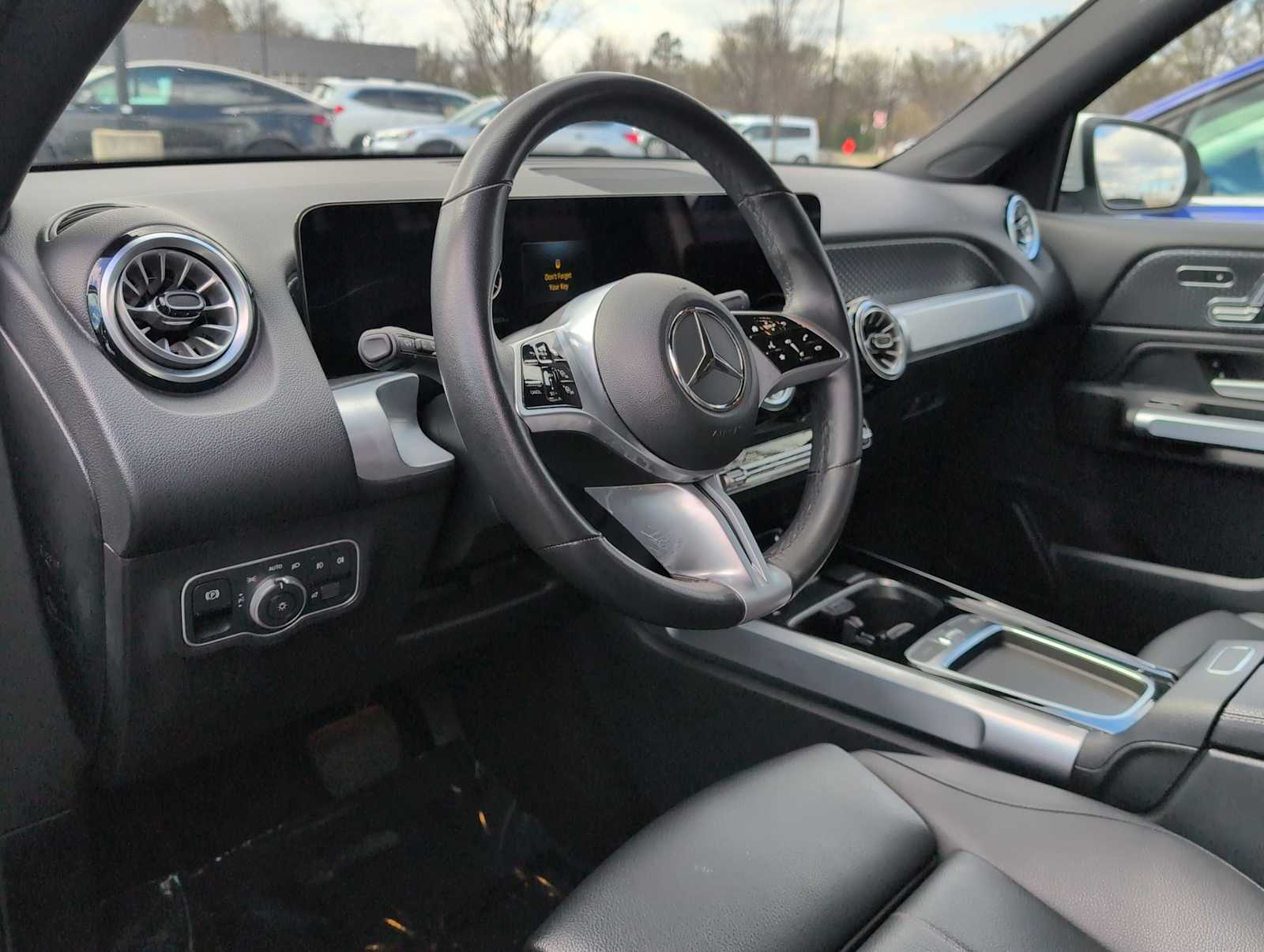 Thumbnail: 2024 Mercedes-Benz GLB - 10