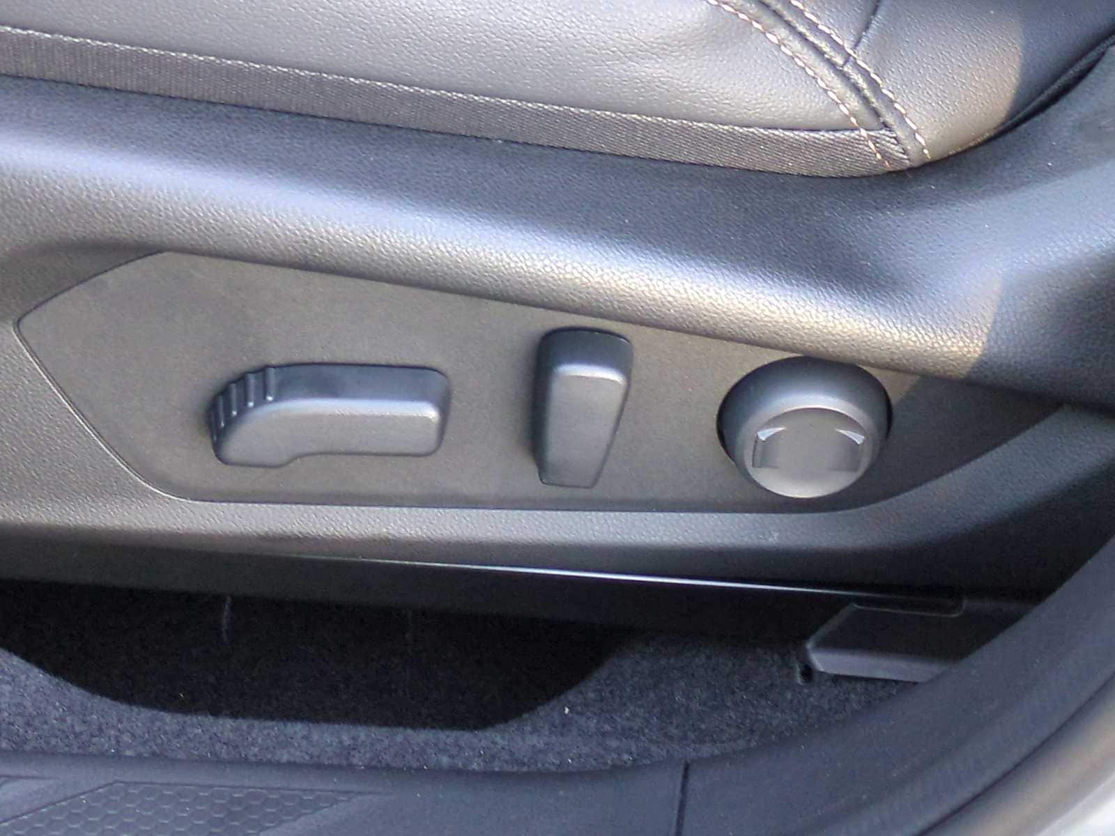 Thumbnail: 2026 Subaru Outback - 16