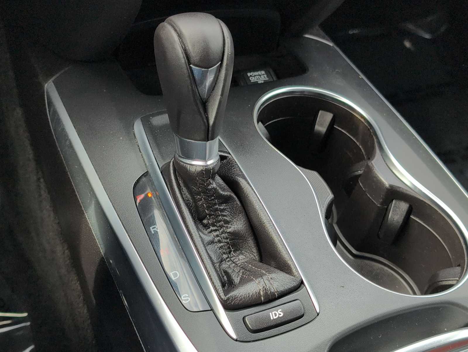 Thumbnail: 2015 Acura MDX - 32