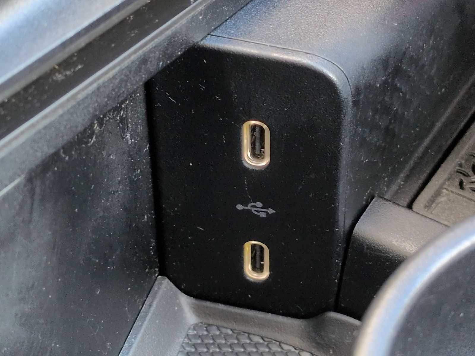 Thumbnail: 2024 Mercedes-Benz E-Class - 32