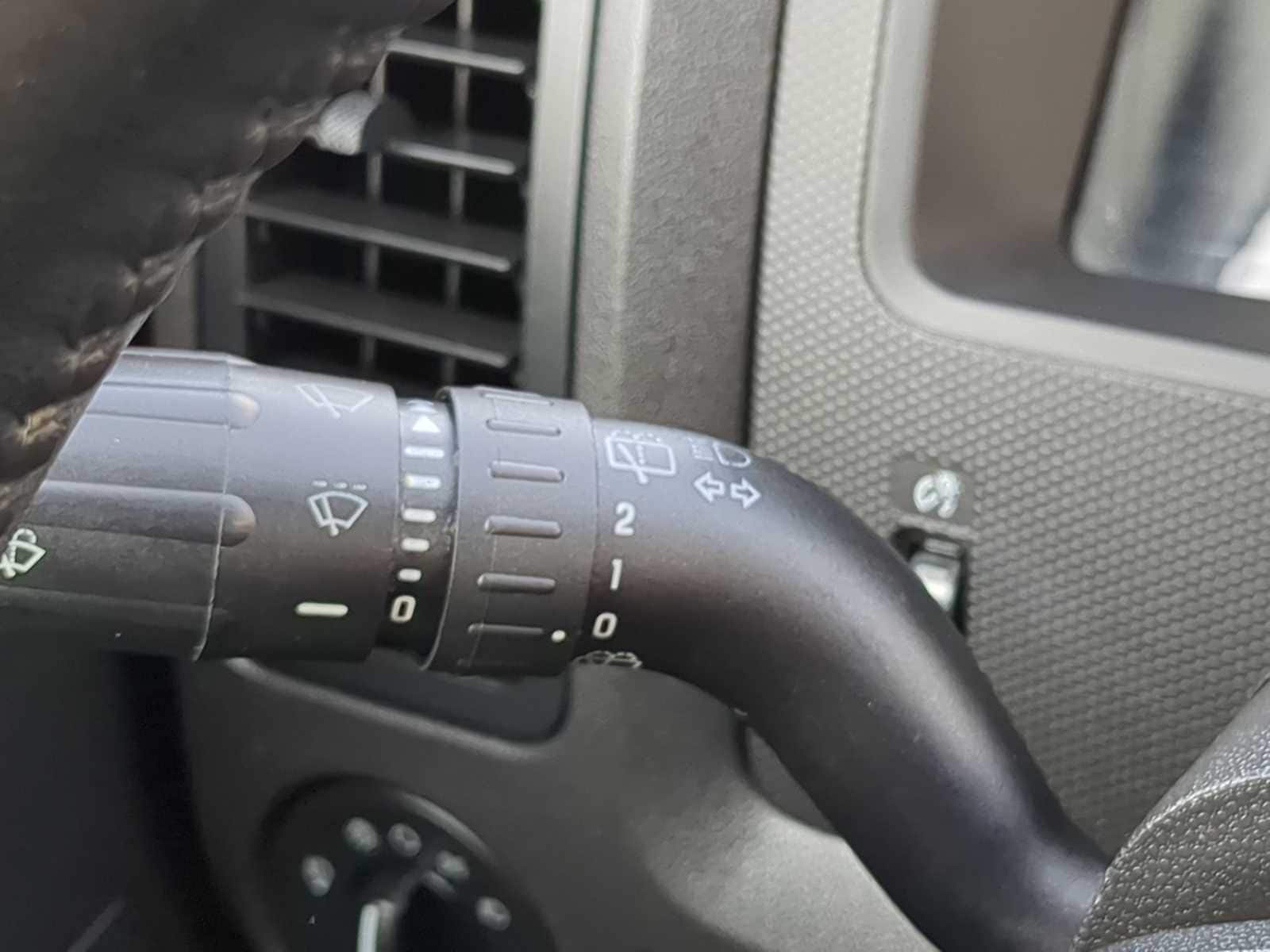 Thumbnail: 2010 Ford Escape - 28