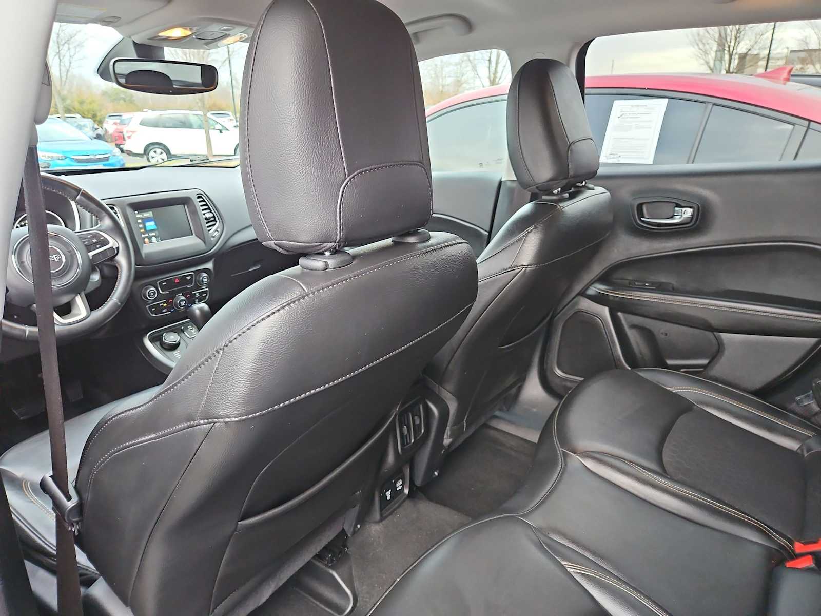 Thumbnail: 2019 Jeep Compass - 18