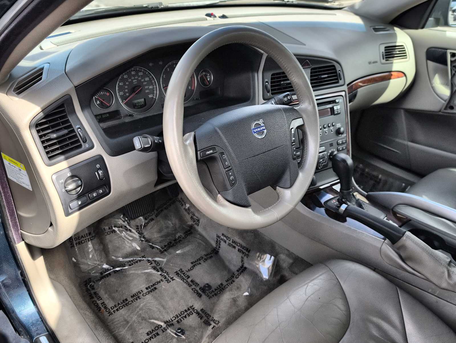 Thumbnail: 2005 Volvo XC70 - 10