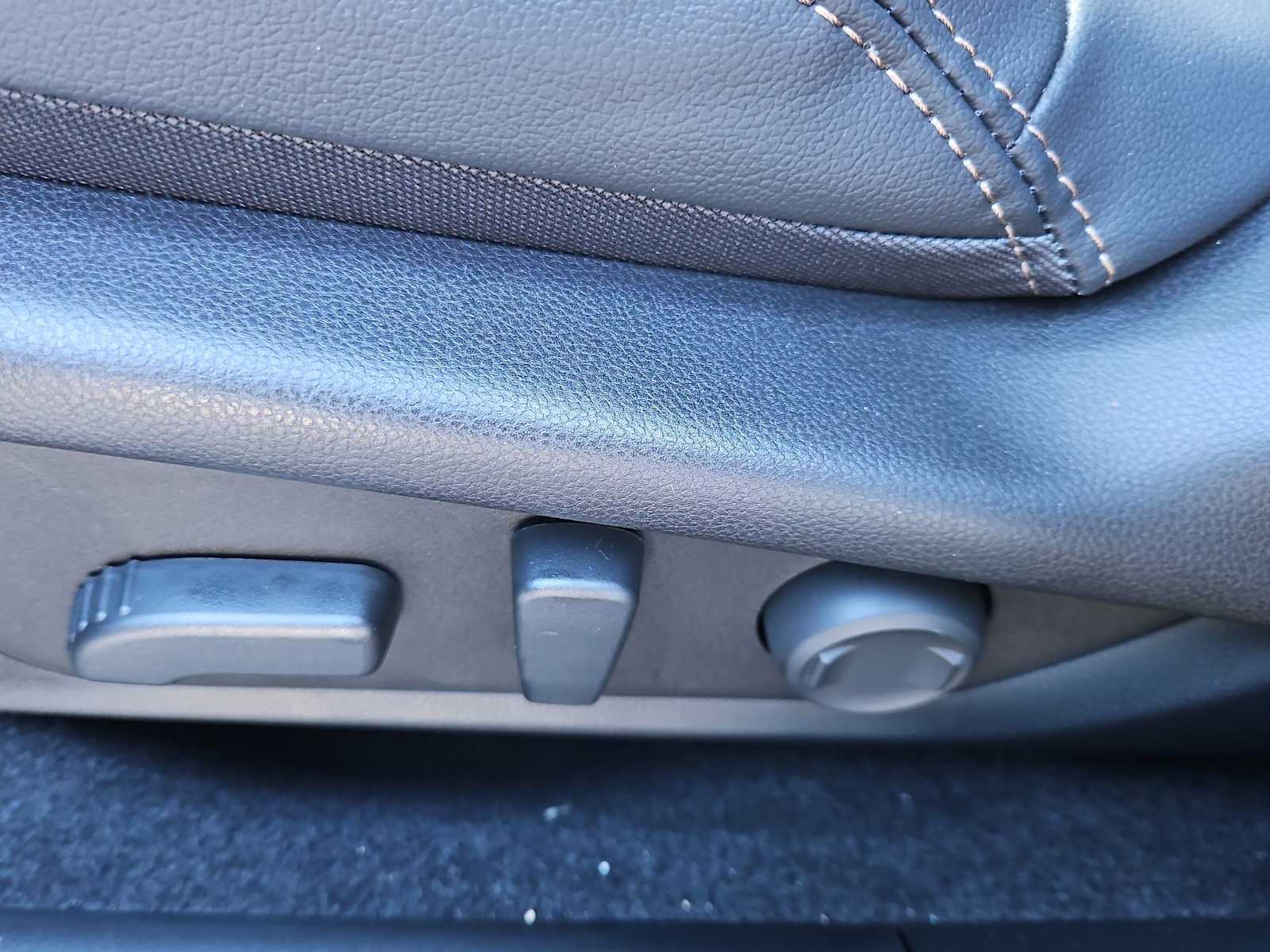 Thumbnail: 2026 Subaru Outback - 18