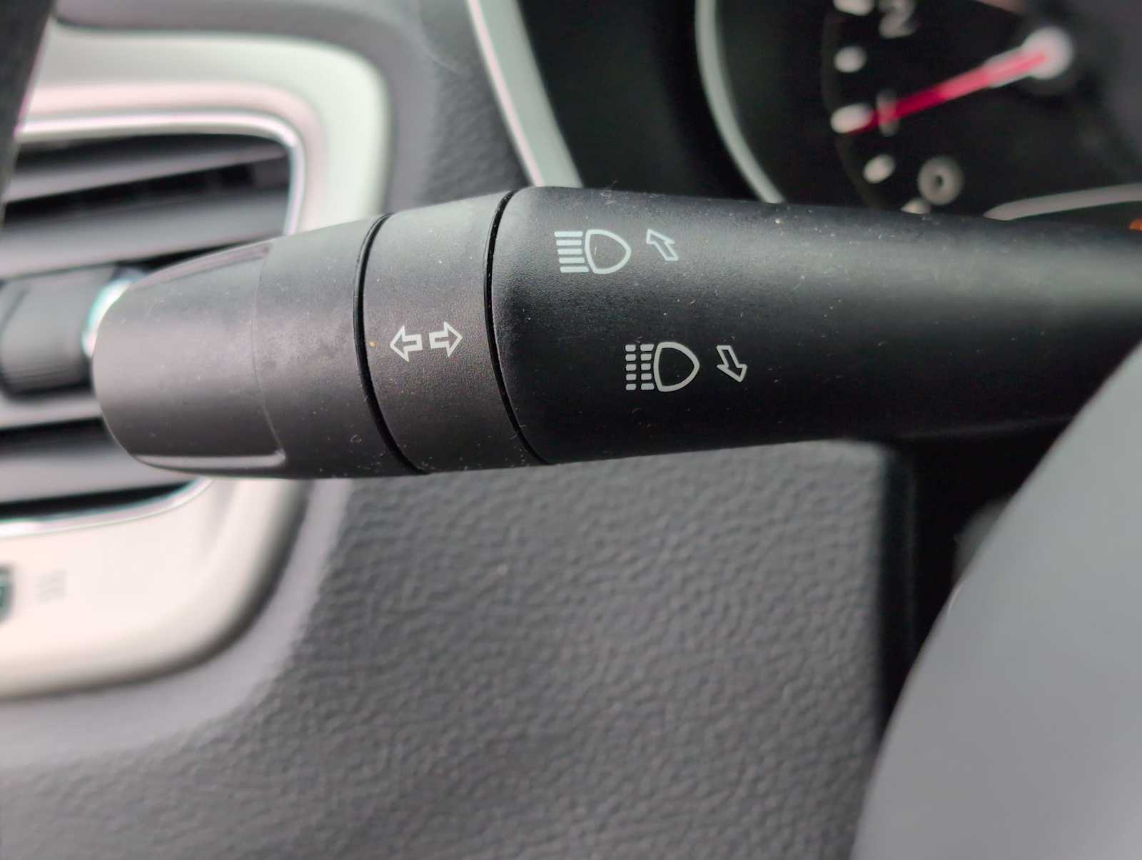 Thumbnail: 2019 Jeep Compass - 26