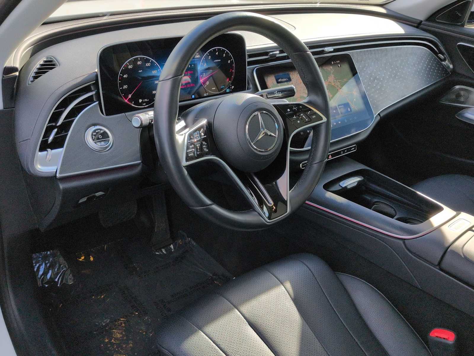 Thumbnail: 2024 Mercedes-Benz E-Class - 15