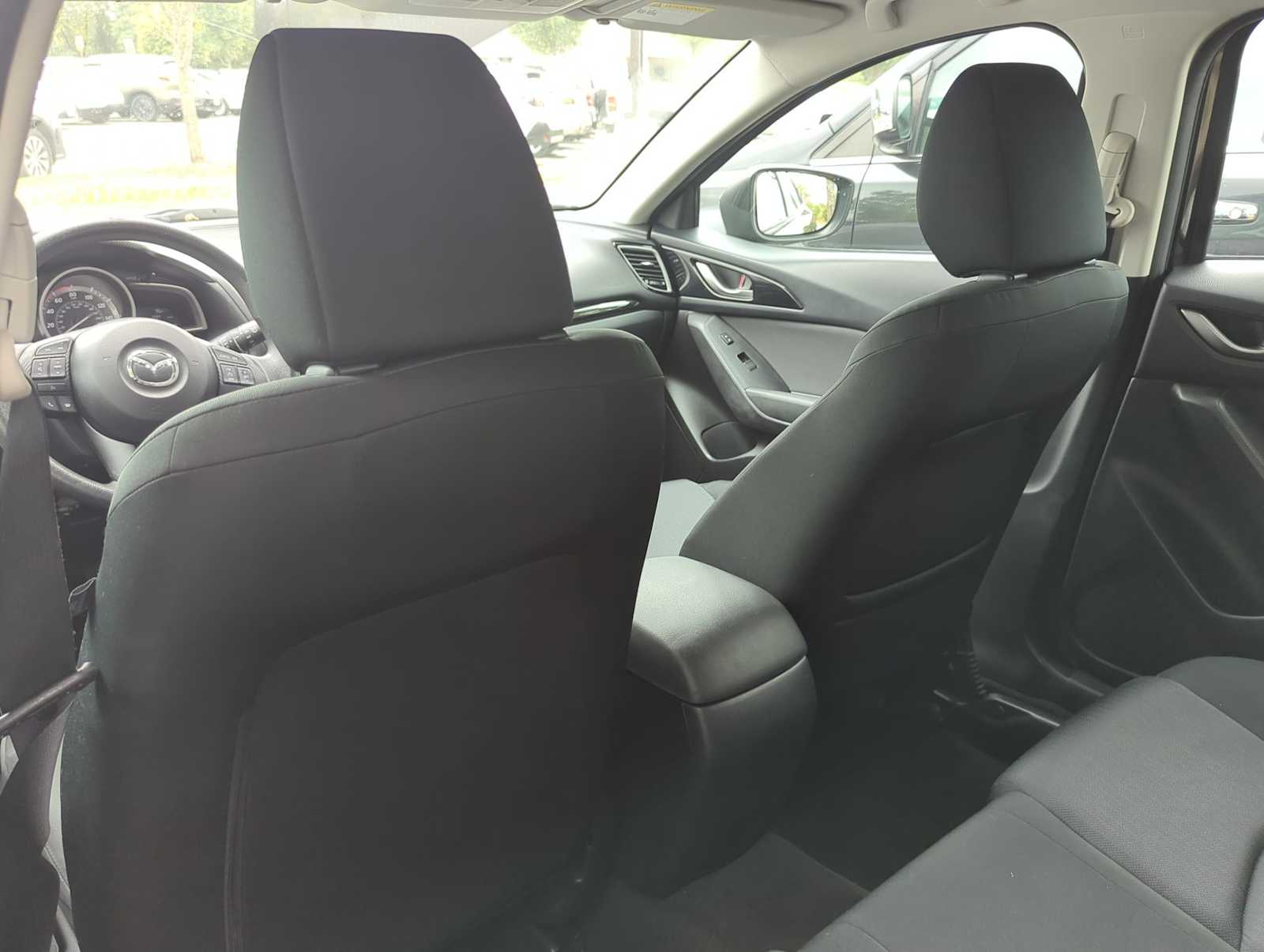 Thumbnail: 2015 Mazda Mazda3 - 18