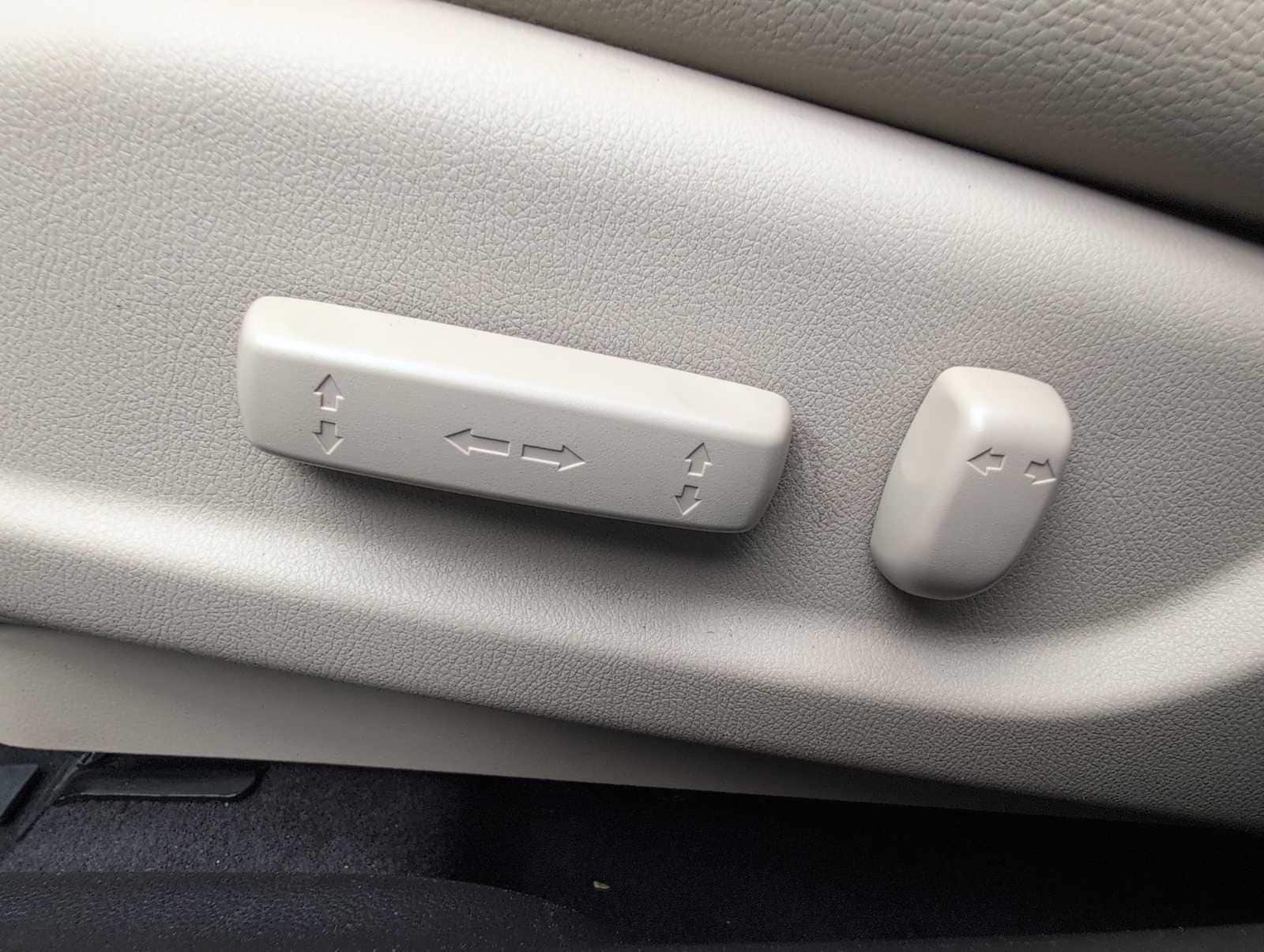 Thumbnail: 2013 Acura ILX - 18