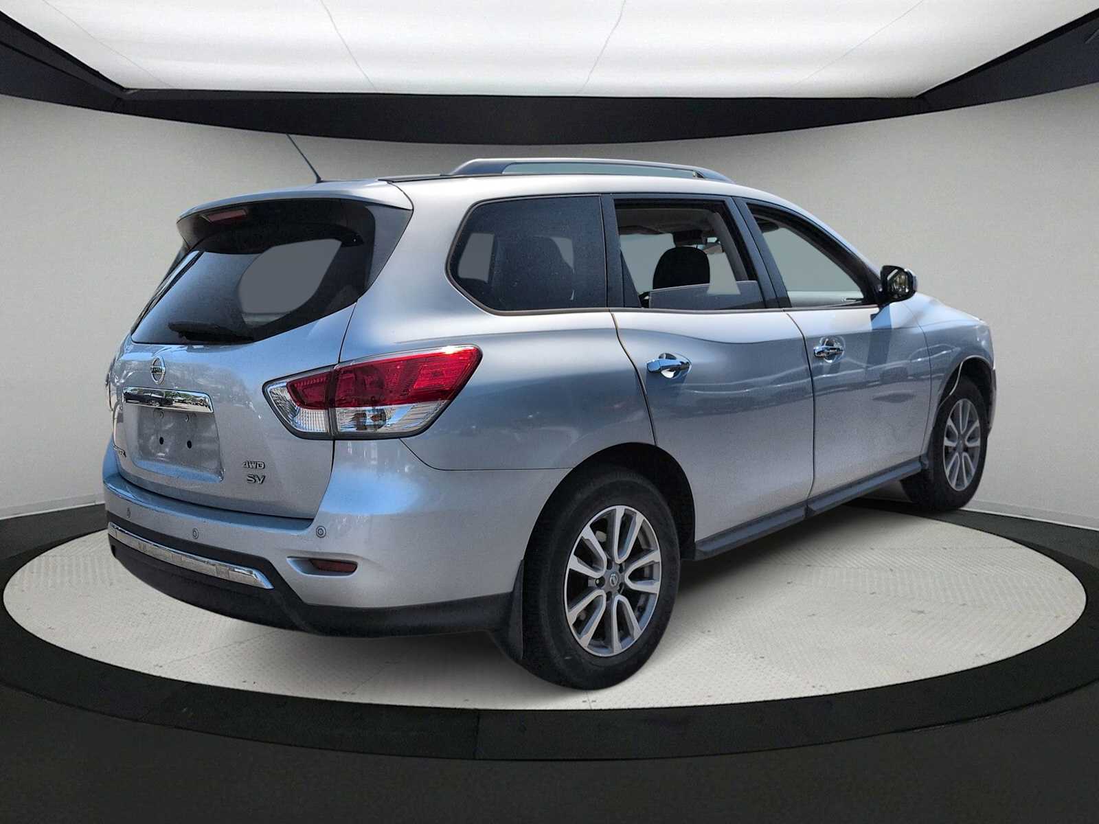 Thumbnail: 2014 Nissan Pathfinder - 8