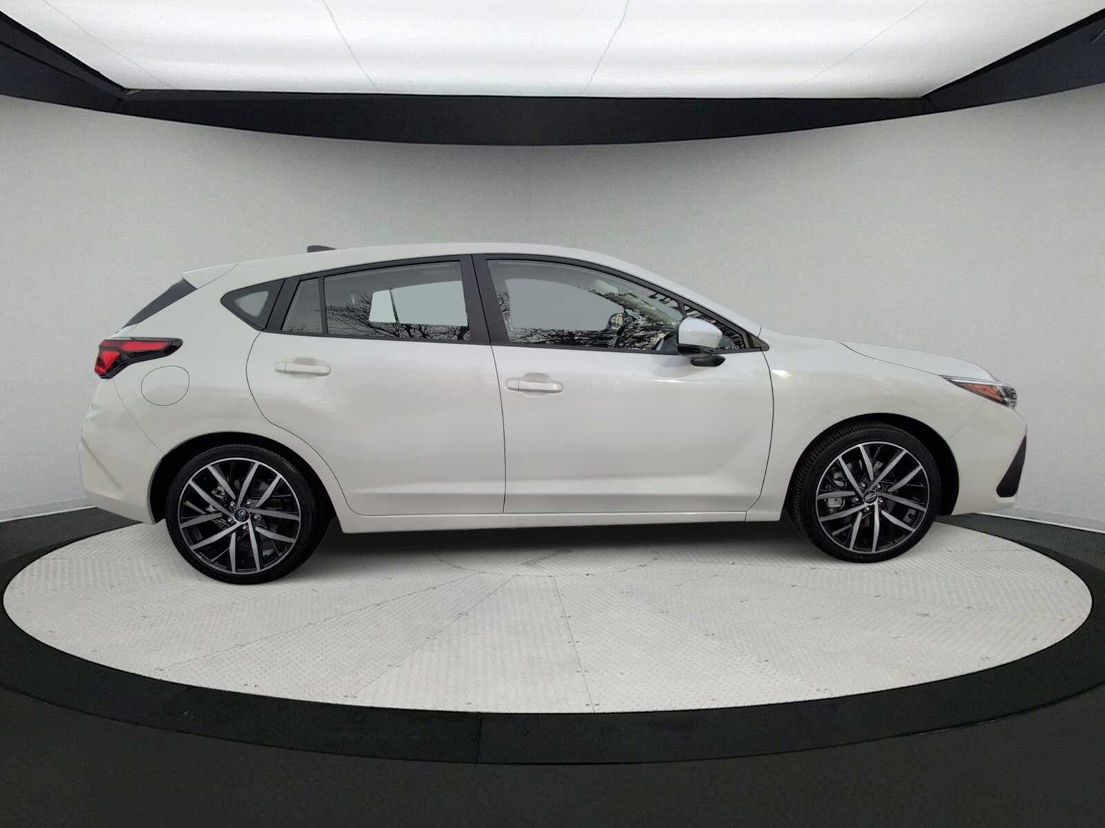 Thumbnail: 2025 Subaru Impreza - 9