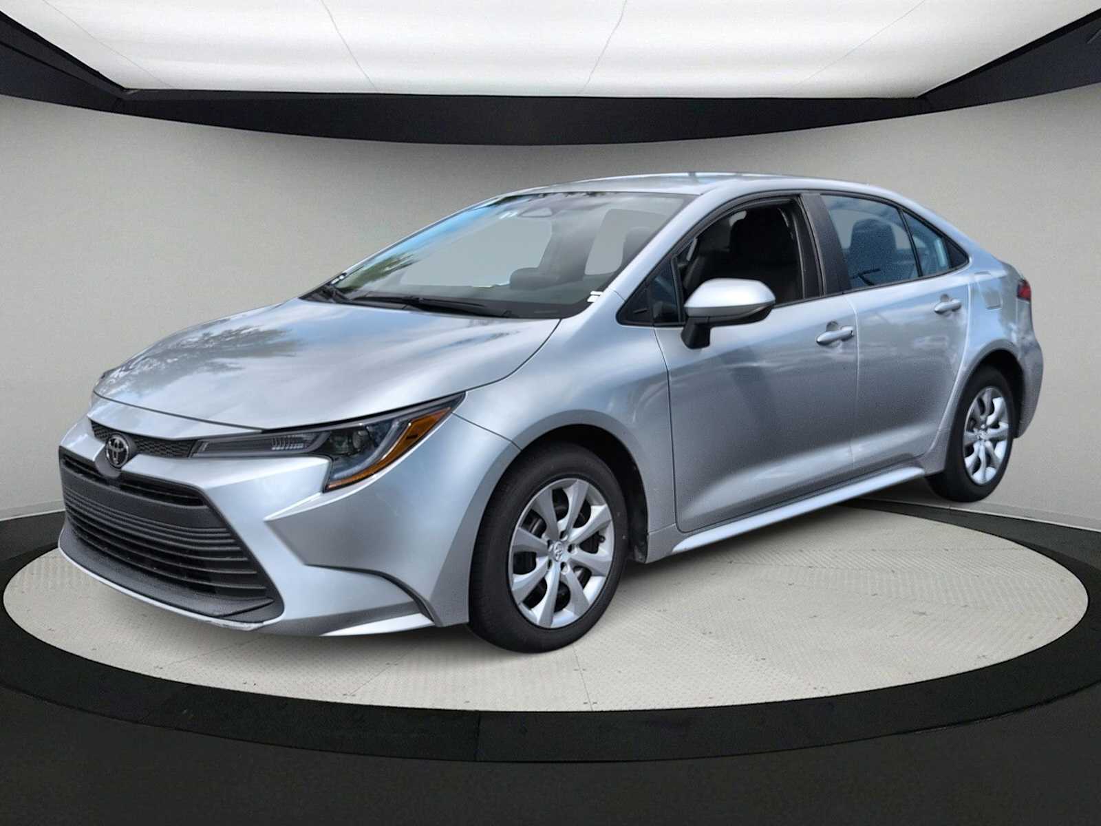 Thumbnail: 2024 Toyota Corolla - 4