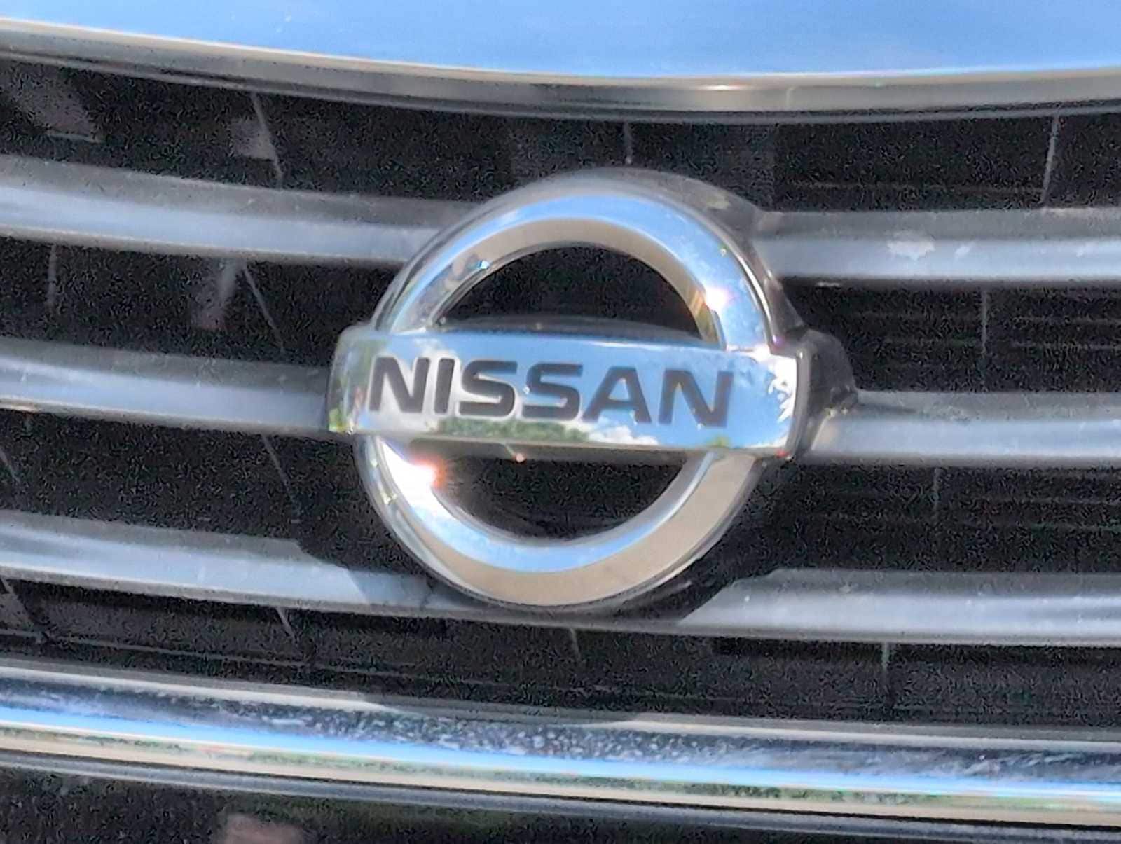 Thumbnail: 2017 Nissan Versa - 12