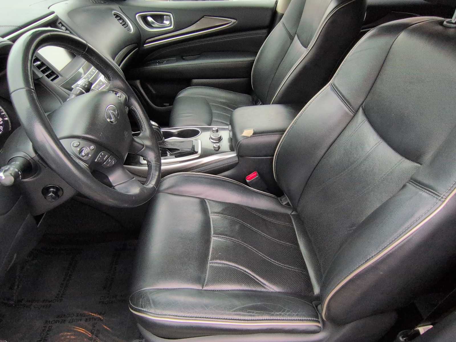 Thumbnail: 2017 INFINITI QX60 - 10