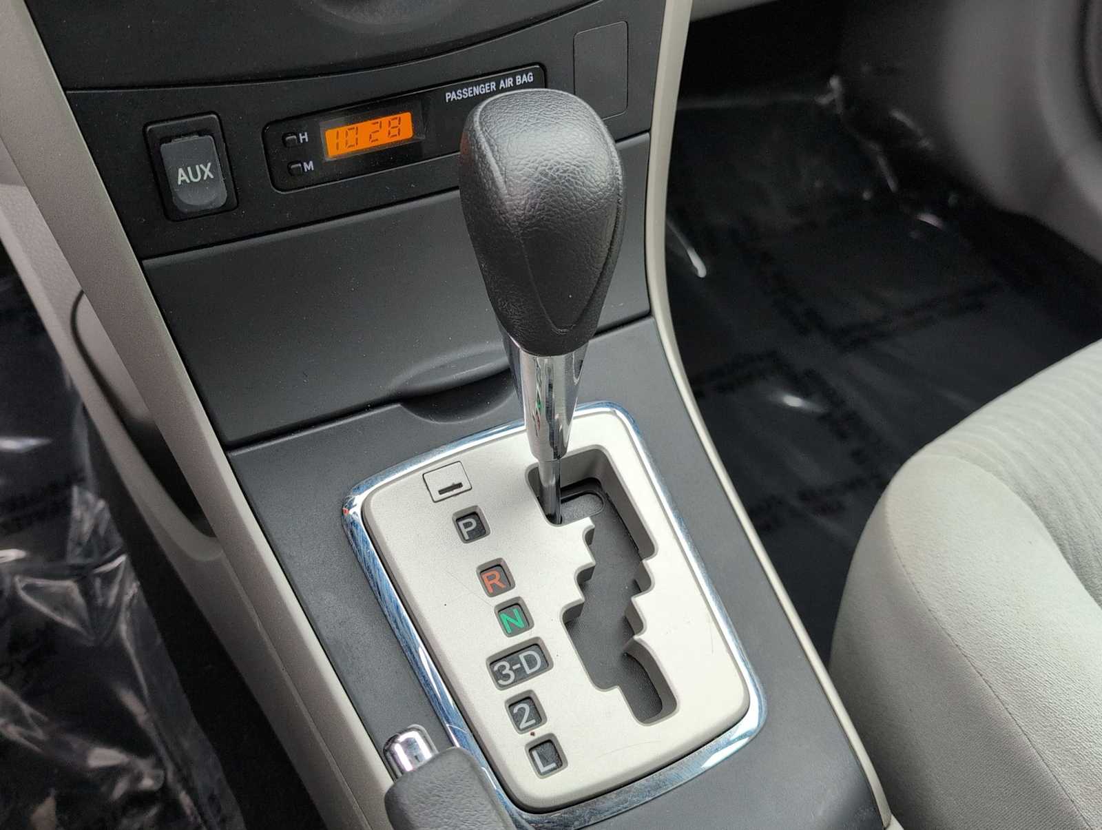 Thumbnail: 2010 Toyota Corolla - 26