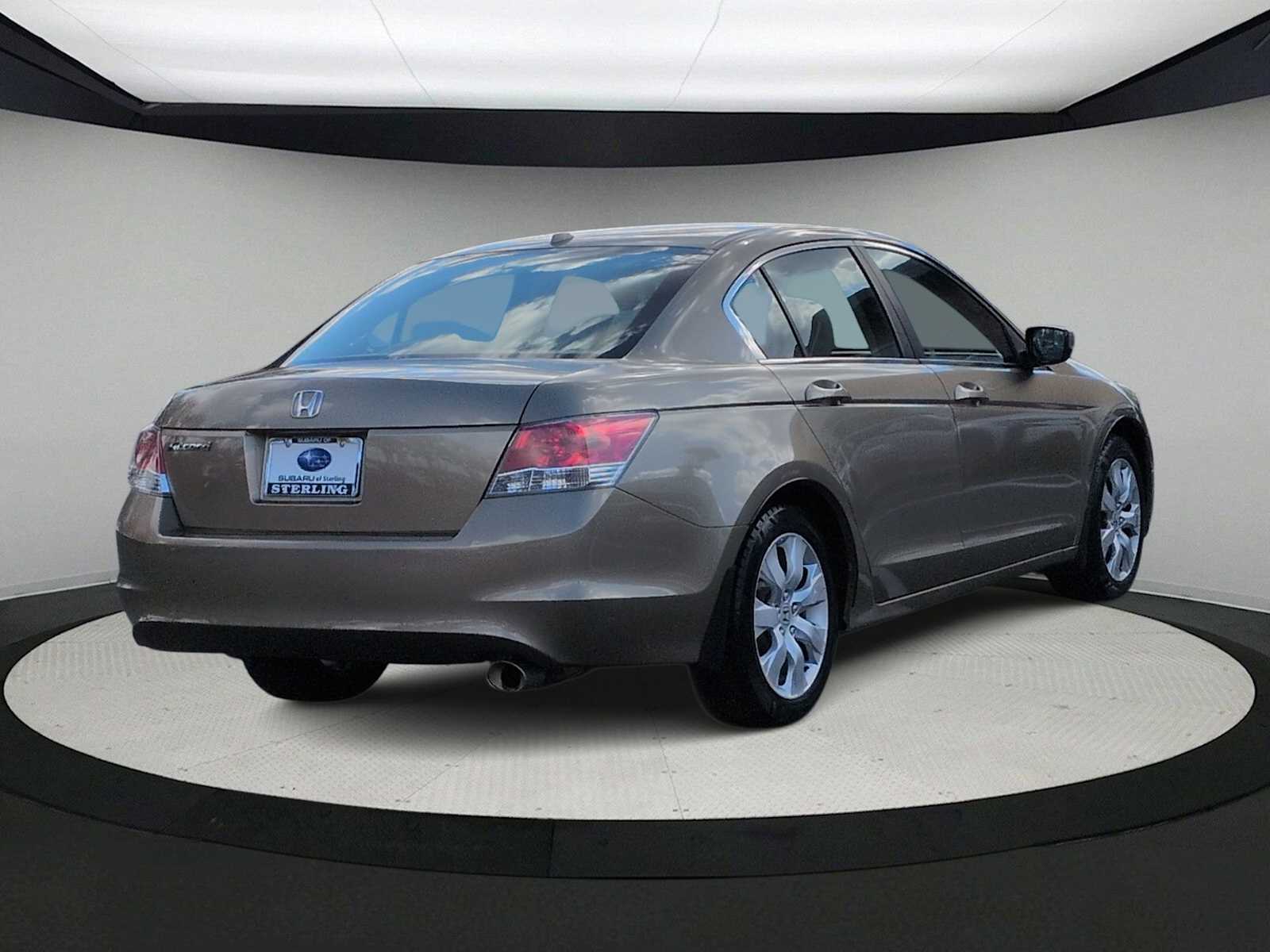 Thumbnail: 2010 Honda Accord - 8